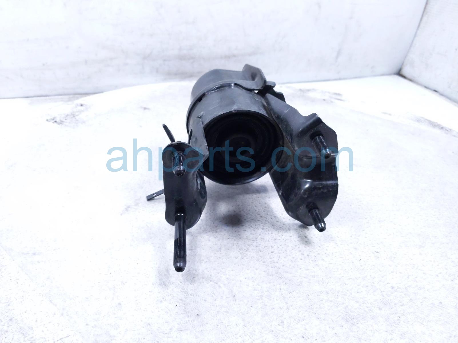 2020 Toyota Avalon Engine/motor Rear Engine Mount 2.5l Hyb Fwd 2371 F0020 Replacement 2020 Toyota Avalon Engine/motor Rear Engine Mount 2.5l Hyb Fwd 2371 F0020 Replacement thumbnail