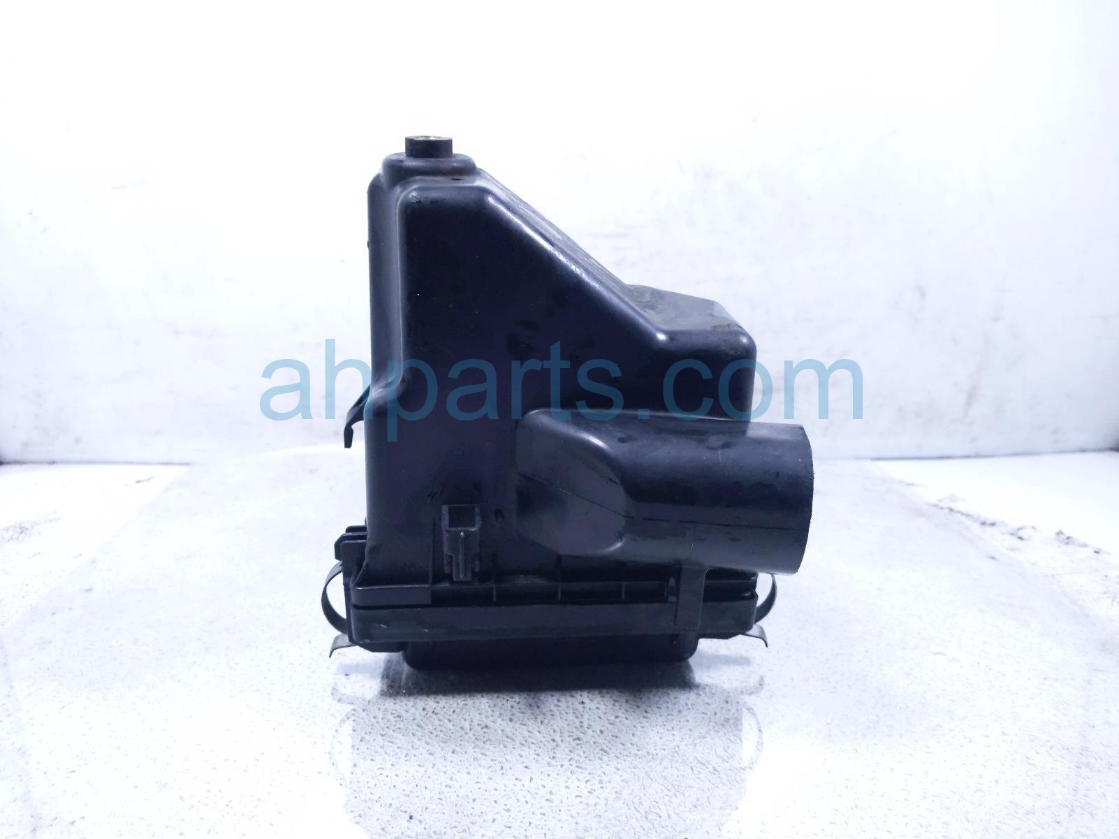 2014 Toyota Prius Air Cleaner Intake Box 17700 37261 Replacement 2014 Toyota Prius Air Cleaner Intake Box 17700 37261 Replacement thumbnail