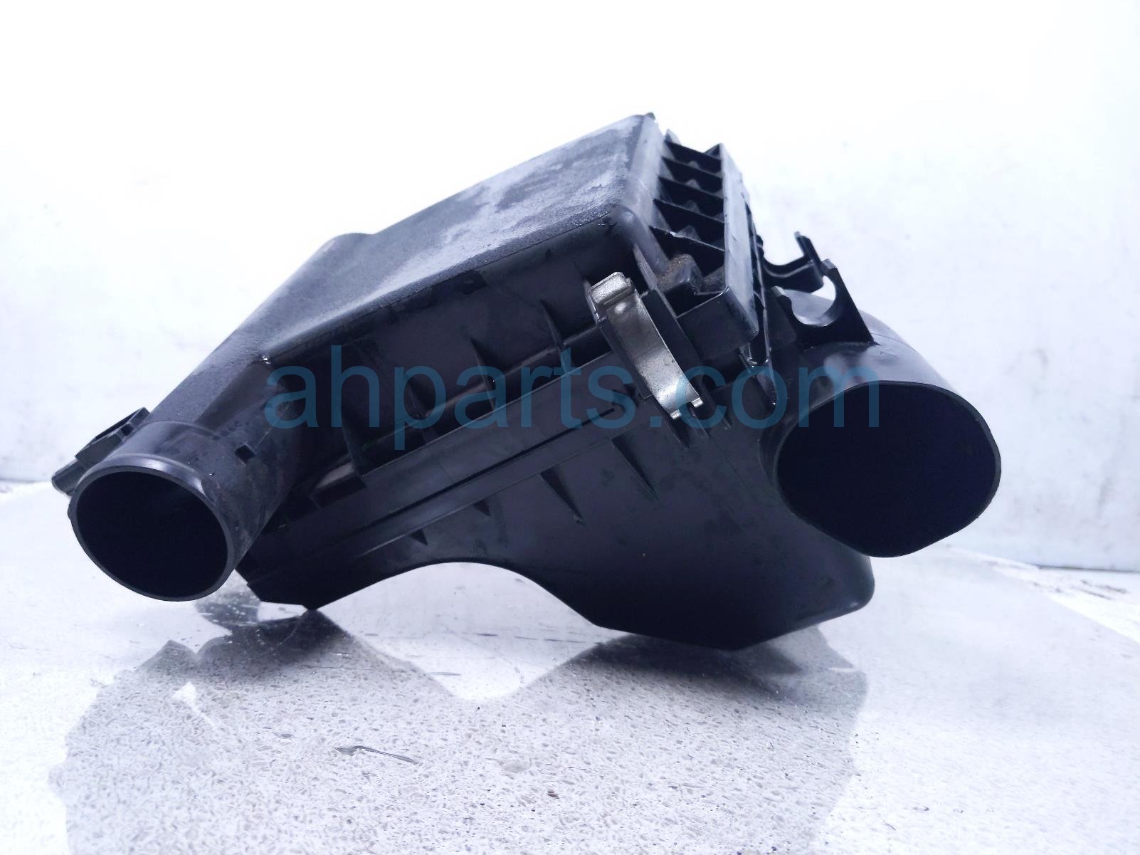 2014 Toyota Prius Air Cleaner Intake Box 17700 37261 Replacement 2014 Toyota Prius Air Cleaner Intake Box 17700 37261 Replacement thumbnail