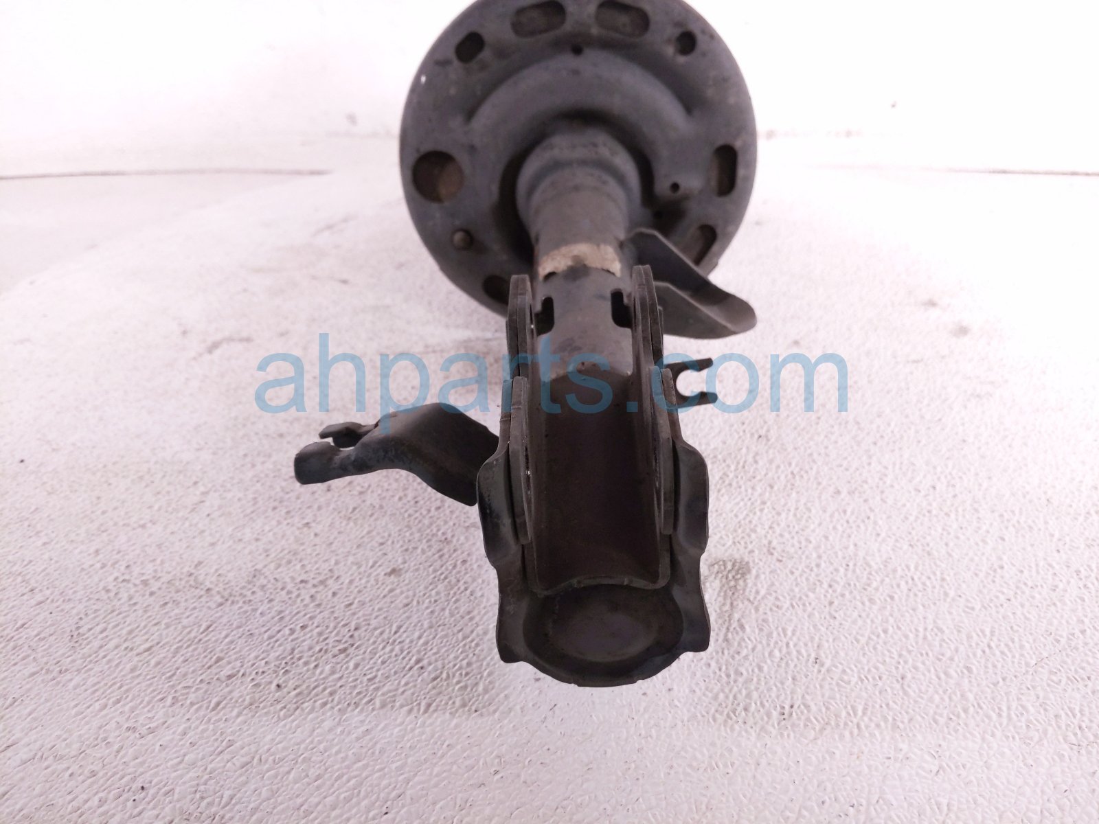 2020 Infiniti Qx60 Front Driver Strut Absorber + Spring E43039NF0A Replacement 2020 Infiniti Qx60 Front Driver Strut Absorber + Spring E43039NF0A Replacement thumbnail