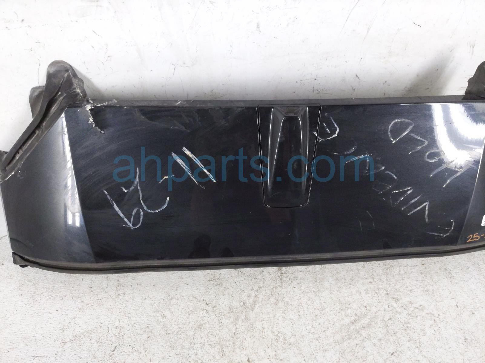 2024 Chevy Corvette Cut Rear Roof Panel W/cam Convertible 85168755 Replacement 2024 Chevy Corvette Cut Rear Roof Panel W/cam Convertible 85168755 Replacement thumbnail
