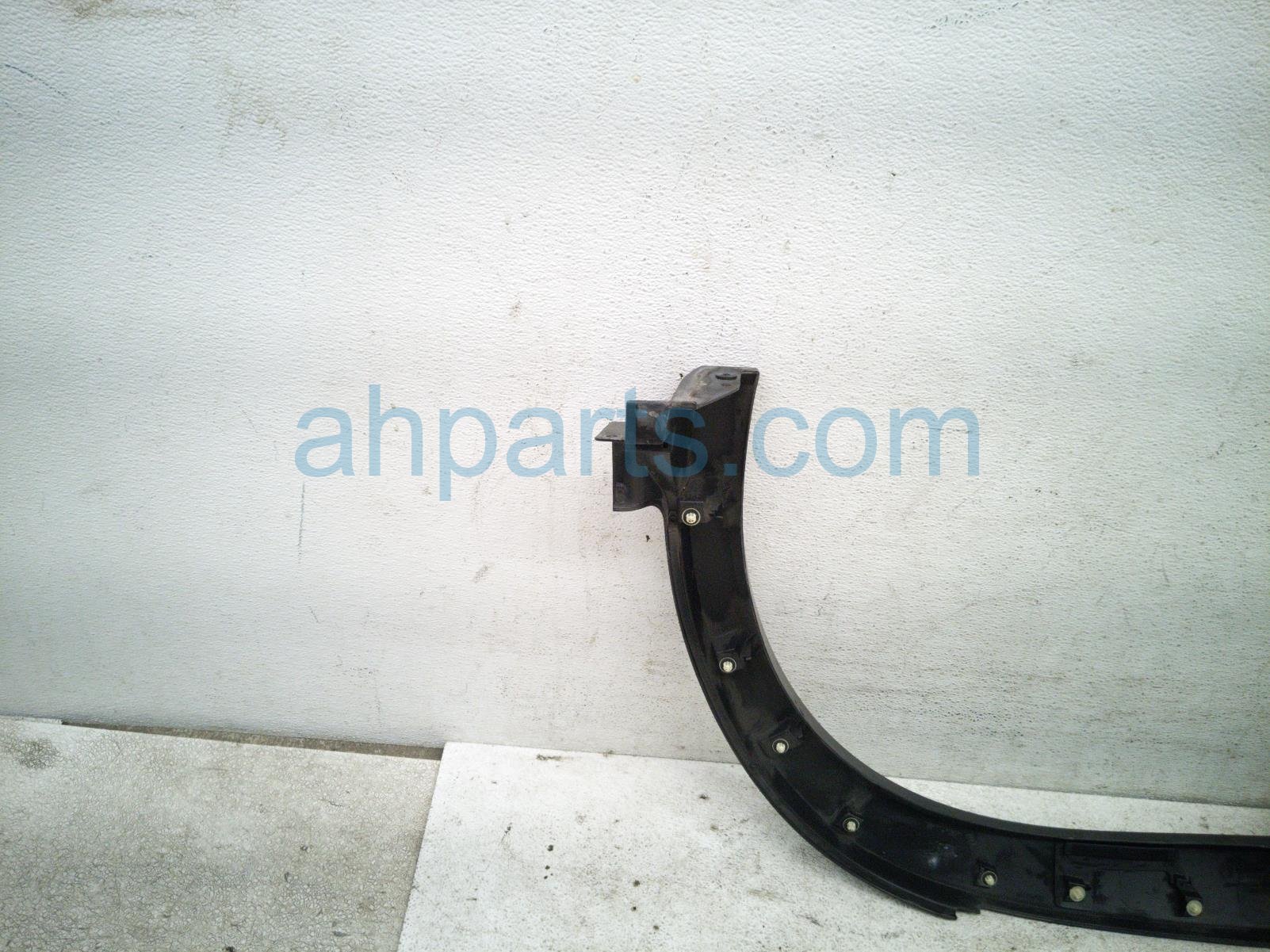 2022 Lexus Ux250h Rear Driver Wheel Opening Molding Silver 75606 76020 C1 Replacement 2022 Lexus Ux250h Rear Driver Wheel Opening Molding Silver 75606 76020 C1 Replacement thumbnail