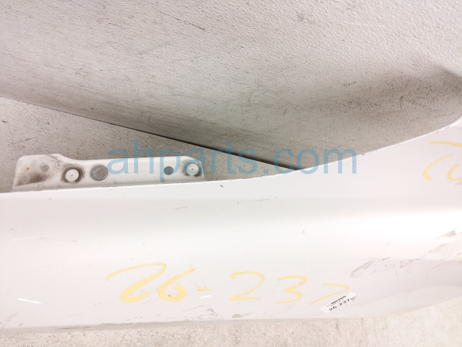 2020 Honda CR V Front Driver Fender White *cut 60261 TLA A00ZZ Replacement 2020 Honda CR V Front Driver Fender White *cut 60261 TLA A00ZZ Replacement thumbnail