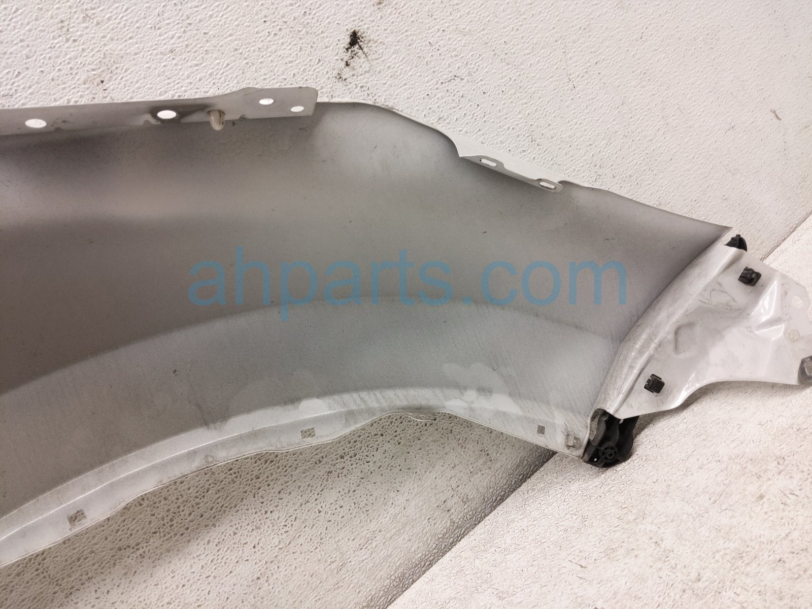 2020 Honda CR V Front Driver Fender White *cut 60261 TLA A00ZZ Replacement 2020 Honda CR V Front Driver Fender White *cut 60261 TLA A00ZZ Replacement thumbnail