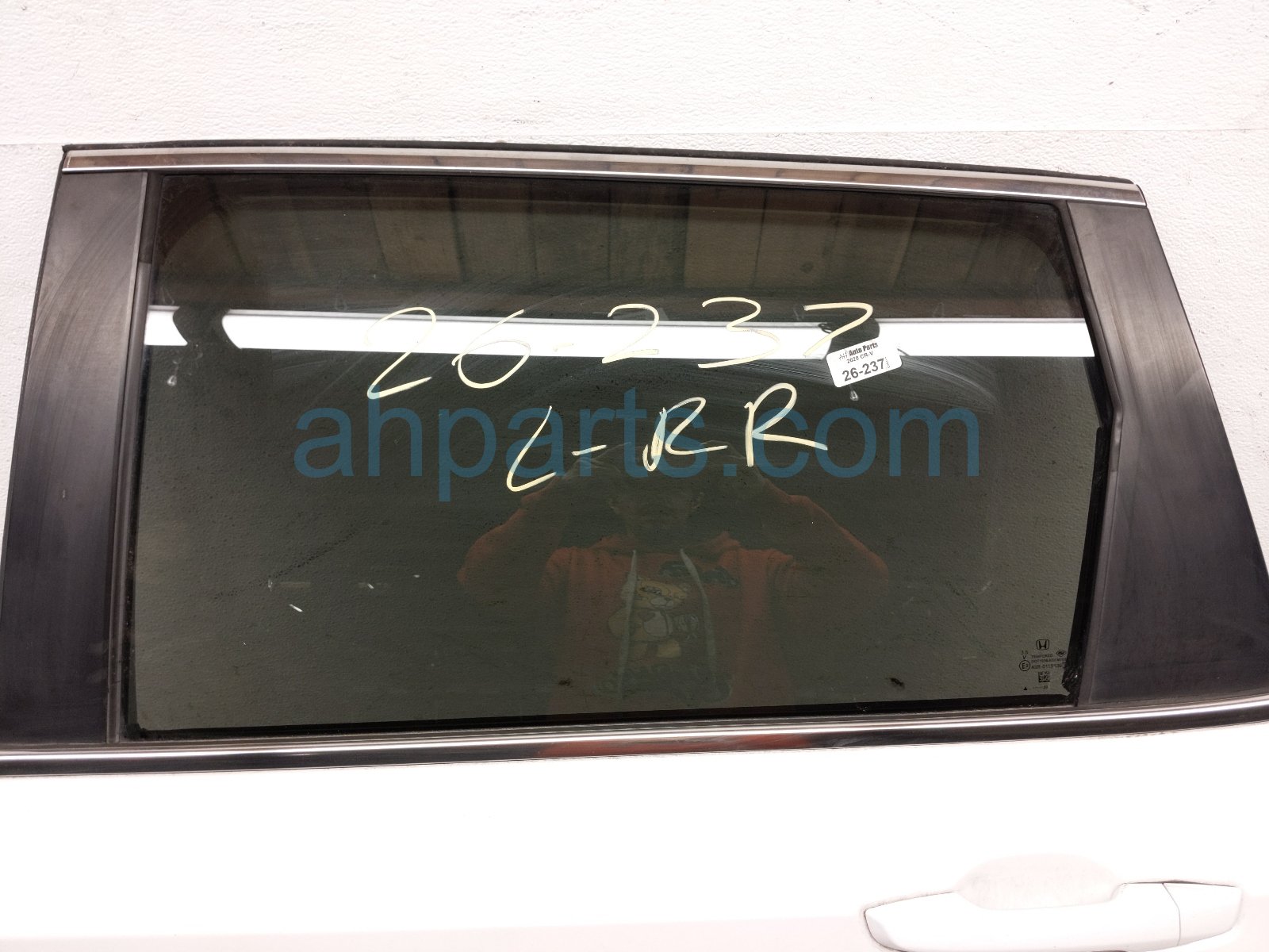 2020 Honda CR V Rear Driver Door White No Inside Trim 67550 TLA A00ZZ Replacement 2020 Honda CR V Rear Driver Door White No Inside Trim 67550 TLA A00ZZ Replacement thumbnail