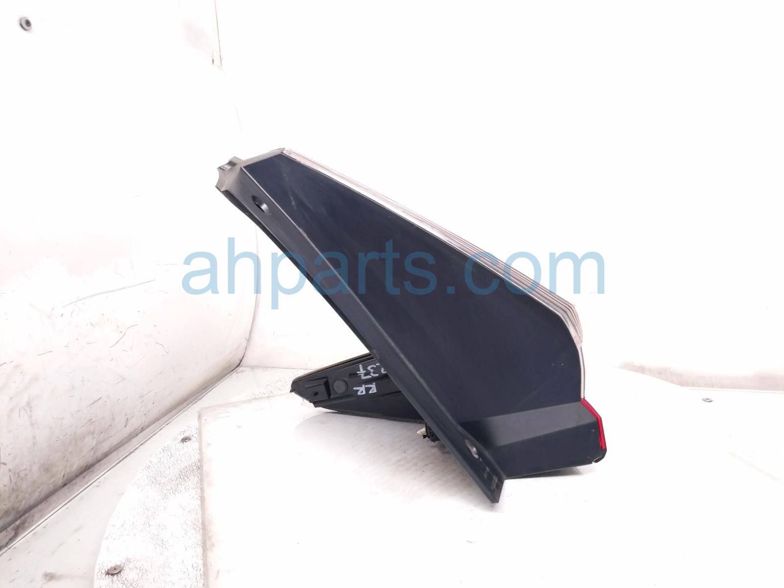 2020 Honda CR V Light / Rear Passenger Tail Lamp (on Body) 33500 TLA A21 Replacement 2020 Honda CR V Light / Rear Passenger Tail Lamp (on Body) 33500 TLA A21 Replacement thumbnail
