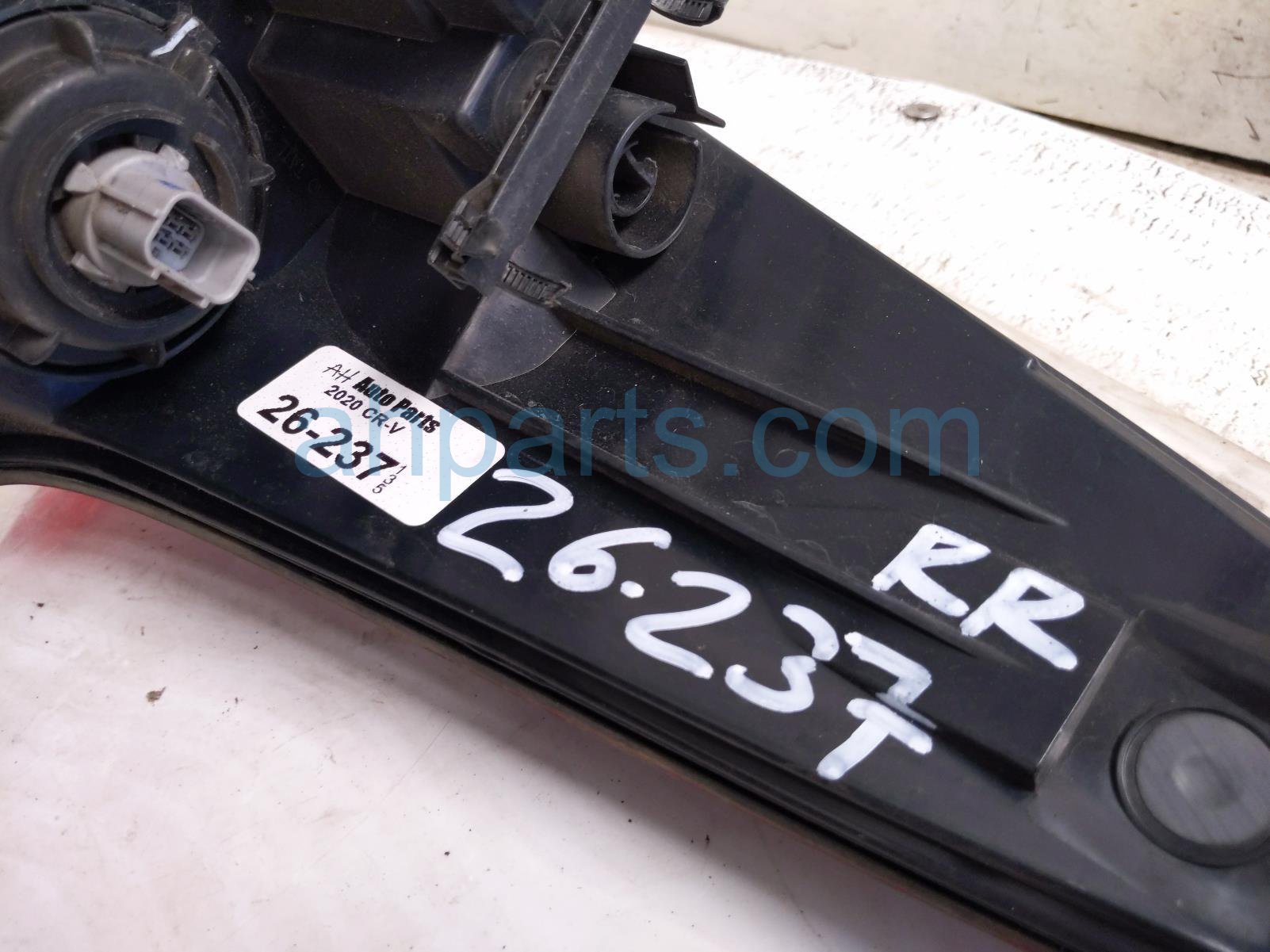 2020 Honda CR V Light / Rear Passenger Tail Lamp (on Body) 33500 TLA A21 Replacement 2020 Honda CR V Light / Rear Passenger Tail Lamp (on Body) 33500 TLA A21 Replacement thumbnail