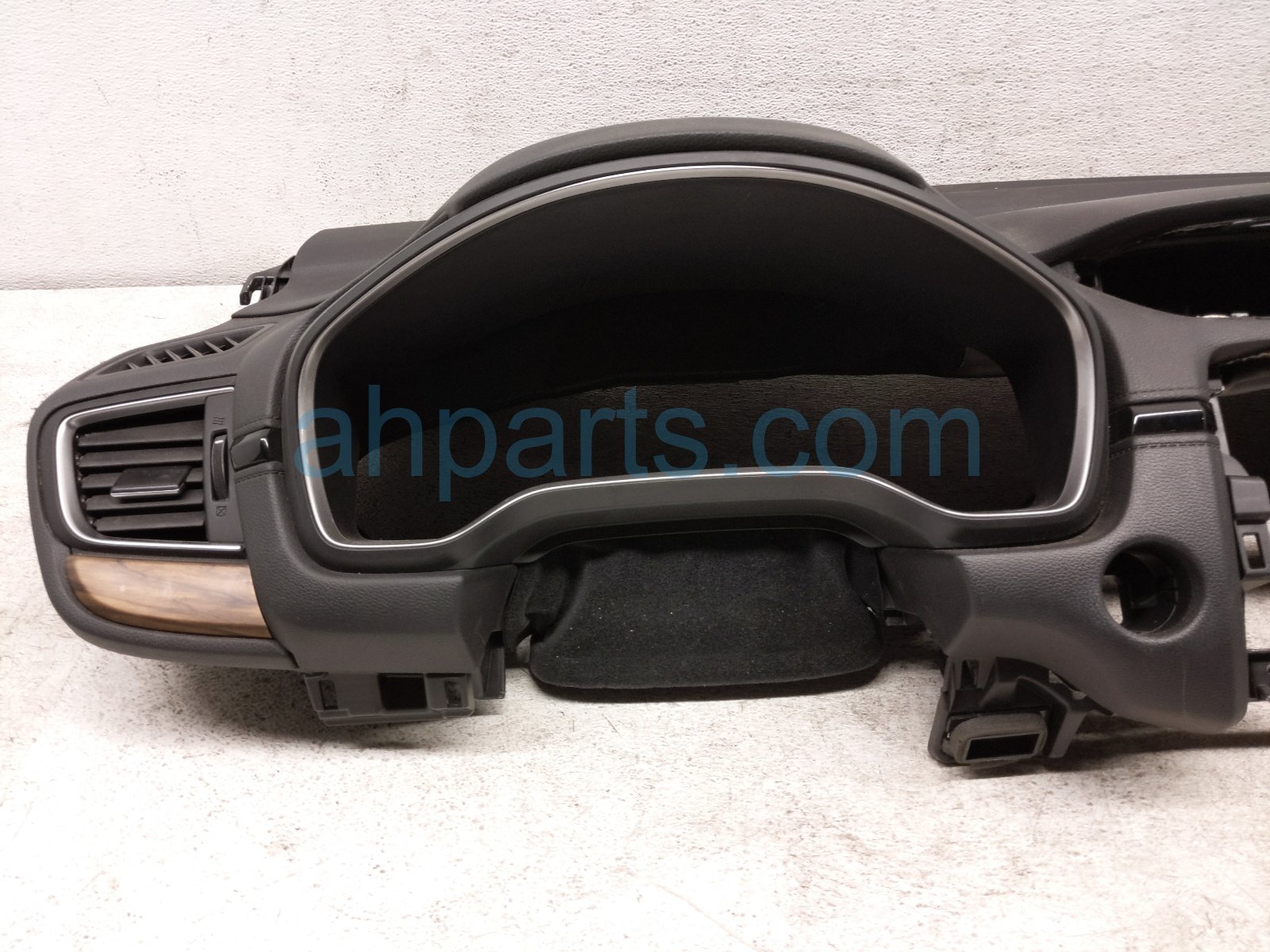 2020 Honda CR V Dashboard W/ Airbag 77100 TLB A00ZA Replacement 2020 Honda CR V Dashboard W/ Airbag 77100 TLB A00ZA Replacement thumbnail