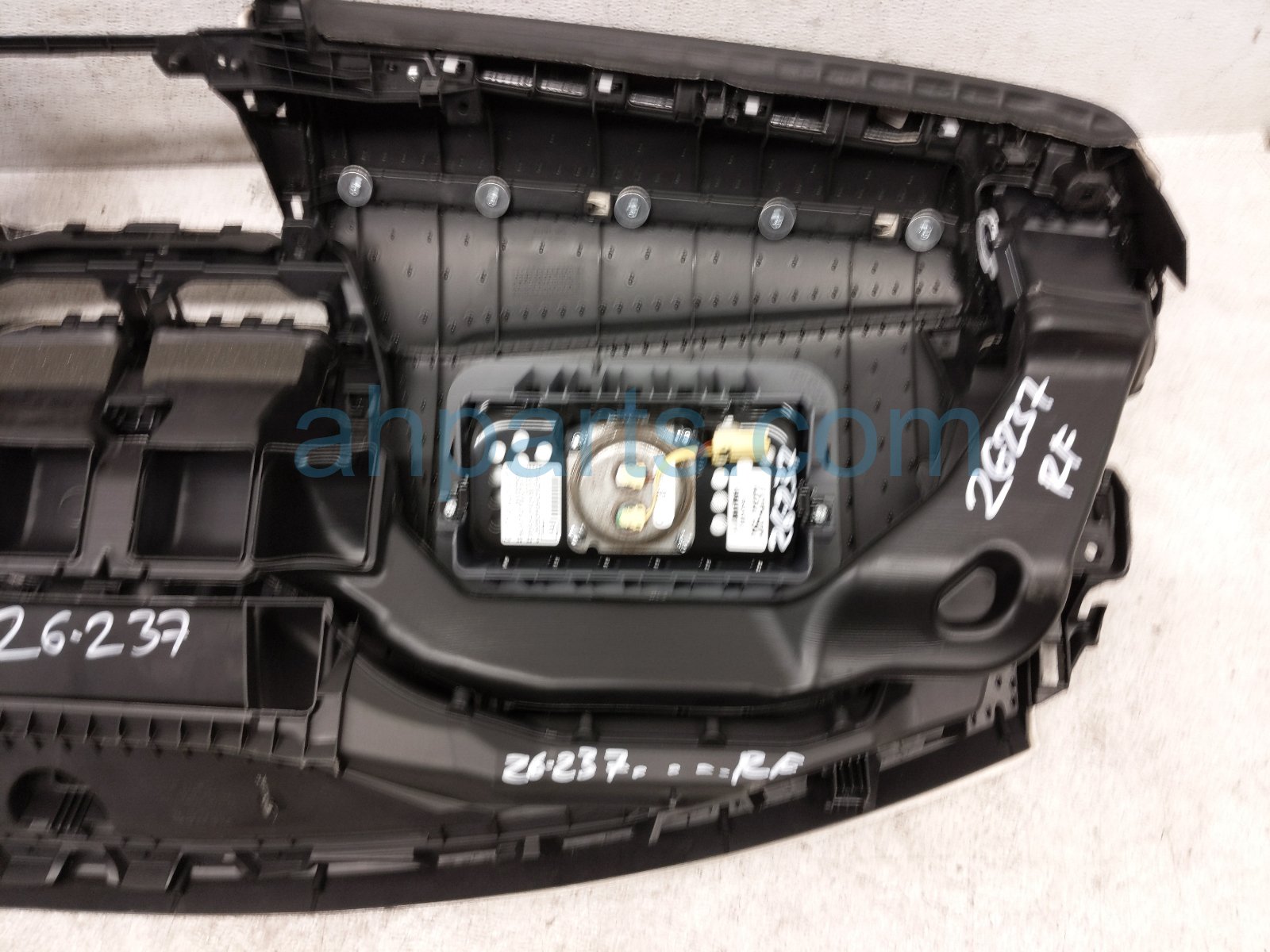 2020 Honda CR V Dashboard W/ Airbag 77100 TLB A00ZA Replacement 2020 Honda CR V Dashboard W/ Airbag 77100 TLB A00ZA Replacement thumbnail