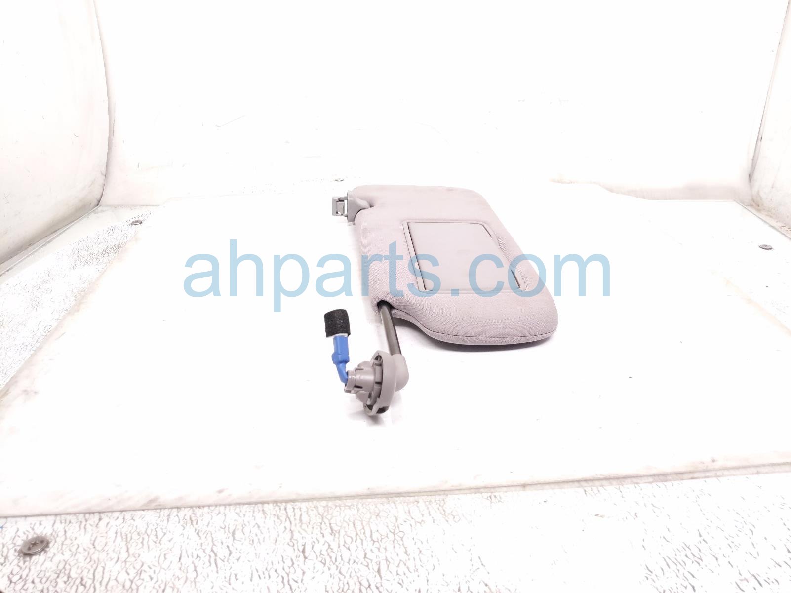 2020 Honda CR V Driver Sun Visor Grey 83280 TLA A61ZB Replacement 2020 Honda CR V Driver Sun Visor Grey 83280 TLA A61ZB Replacement thumbnail