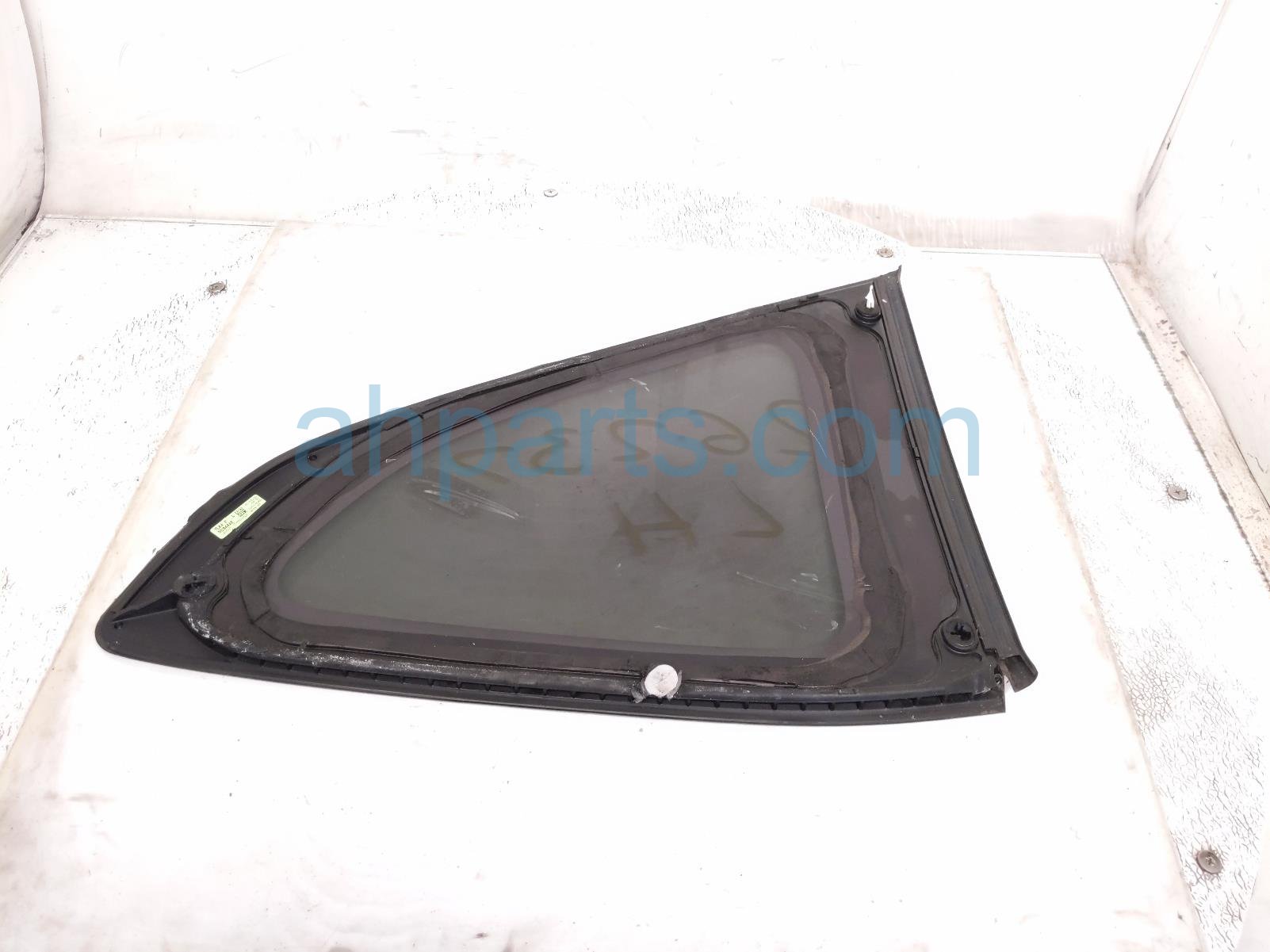 2020 Honda CR V Driver Quarter Window Glass 73562 TLA A01 Replacement 2020 Honda CR V Driver Quarter Window Glass 73562 TLA A01 Replacement thumbnail