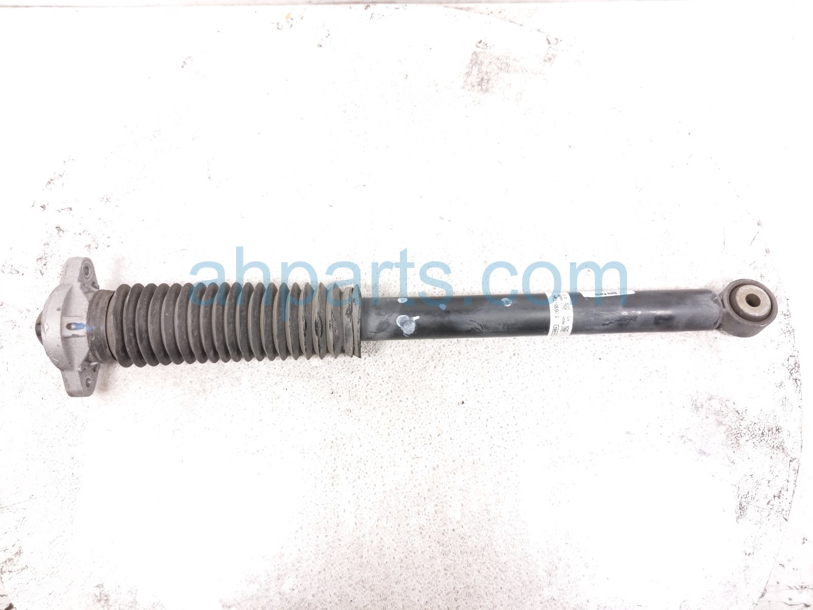 2020 Honda CR V Strut / Spring / Rear Driver Shock Absorber 52611 TLA A62 Replacement 2020 Honda CR V Strut / Spring / Rear Driver Shock Absorber 52611 TLA A62 Replacement thumbnail