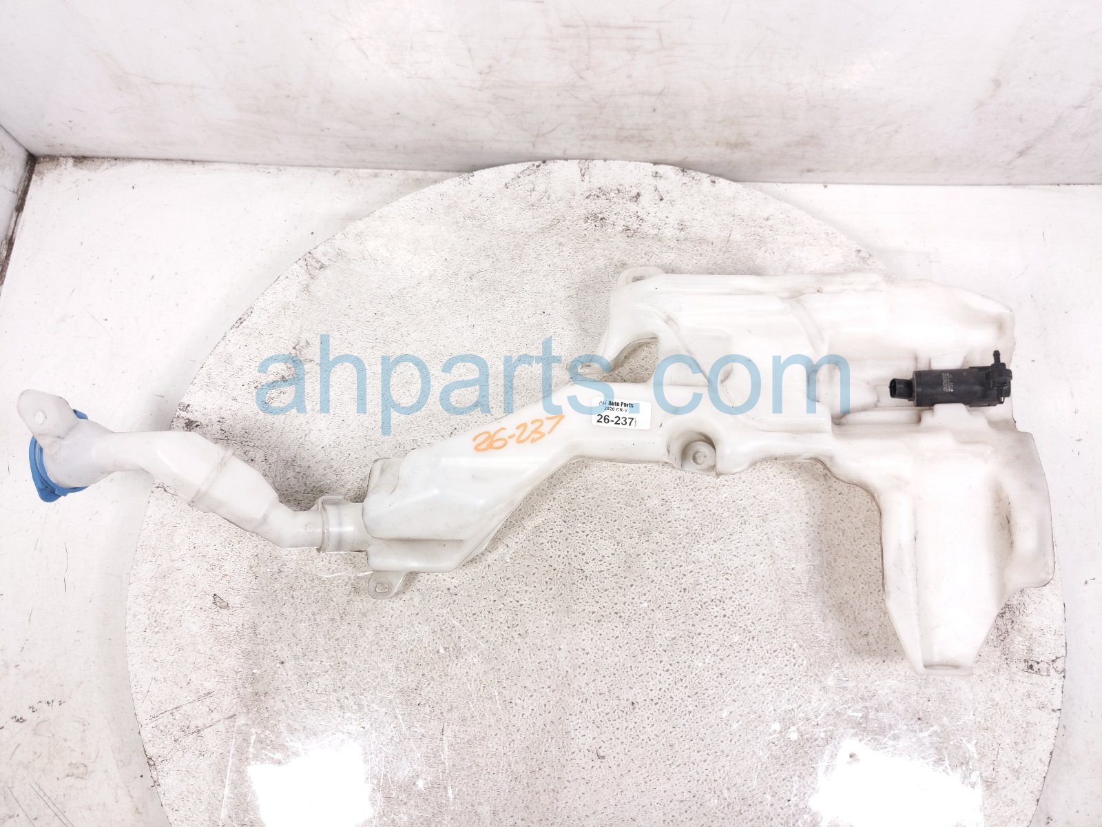 2020 Honda CR V Windshield Washer Reservoir Tank 76841 TLA A01 Replacement 2020 Honda CR V Windshield Washer Reservoir Tank 76841 TLA A01 Replacement thumbnail