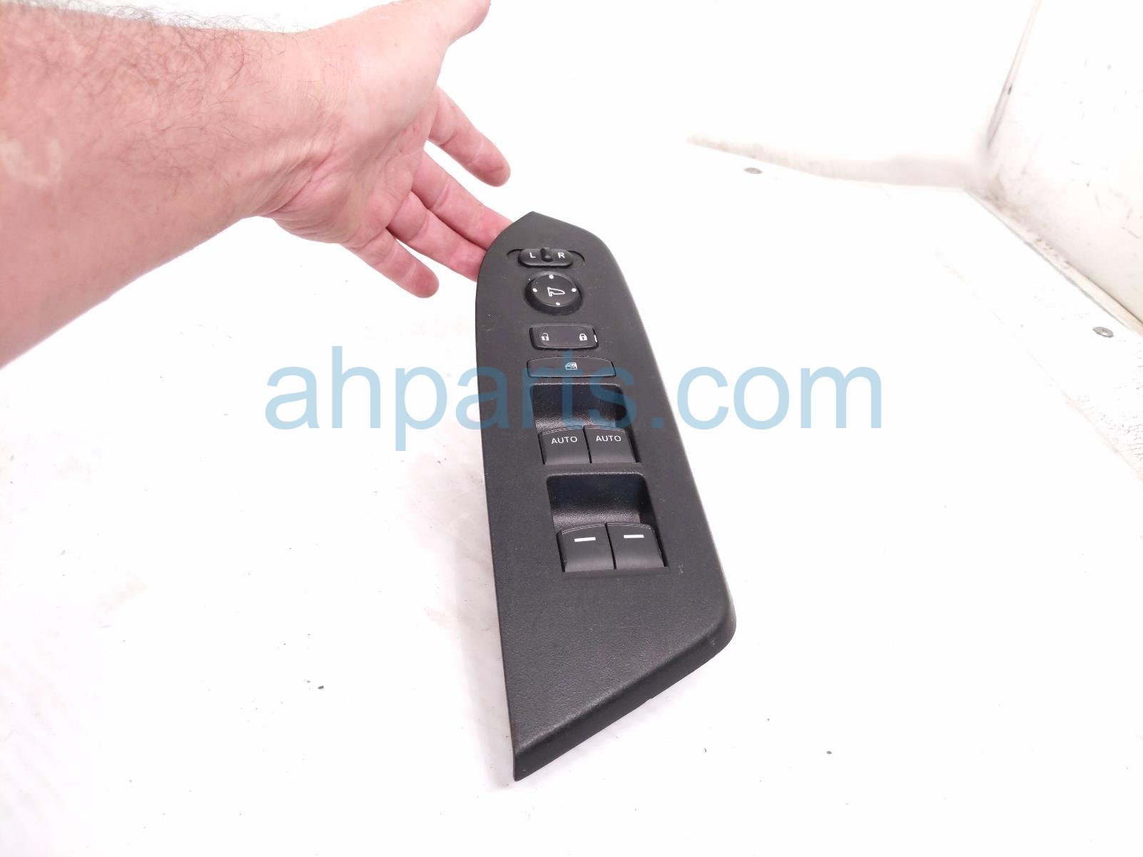 Honda MASTER WINDOW CONTROL SWITCH