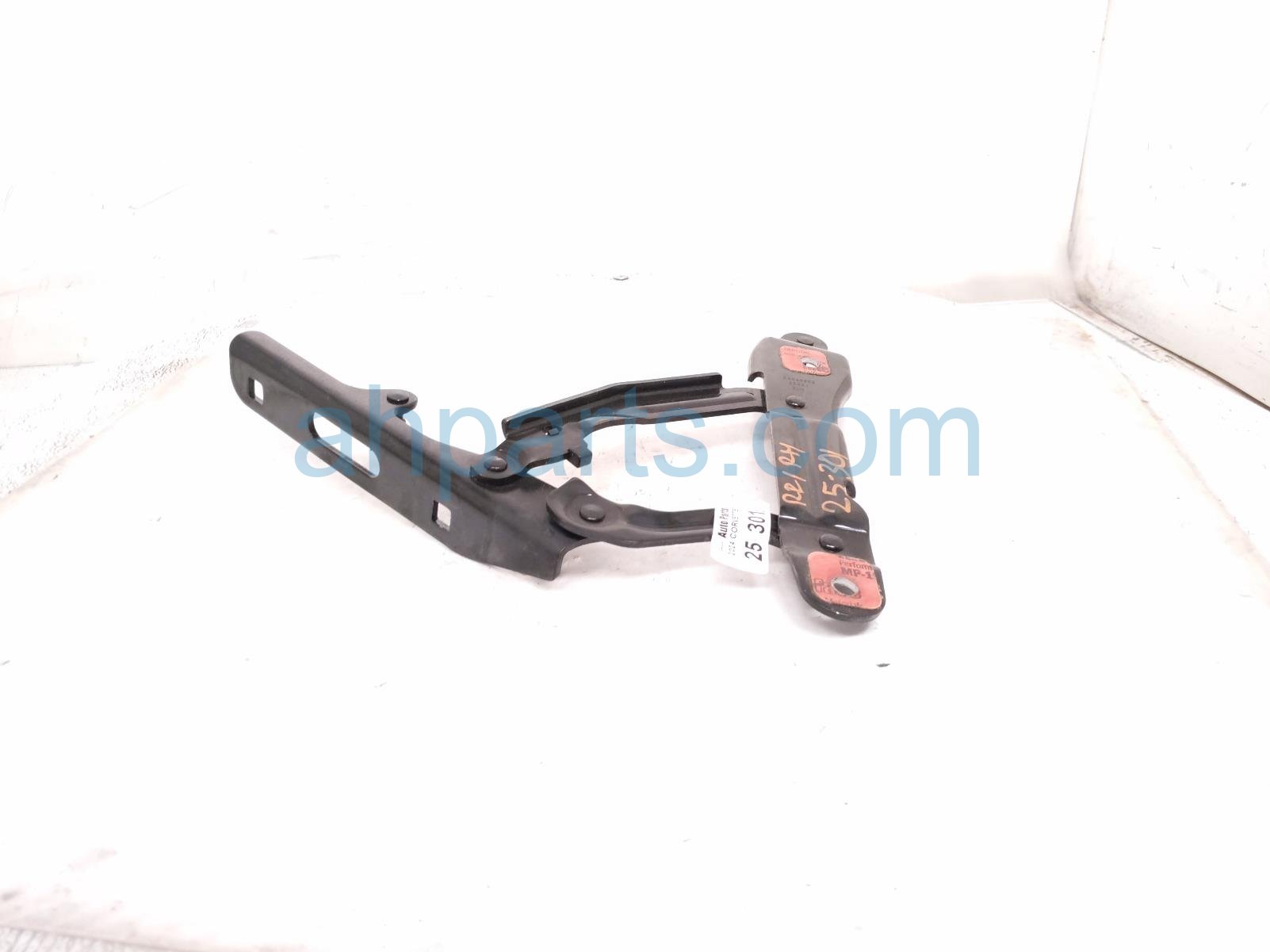 2024 Chevy Corvette Rear Passenger Trunk Hinge White 84646653 Replacement 2024 Chevy Corvette Rear Passenger Trunk Hinge White 84646653 Replacement thumbnail
