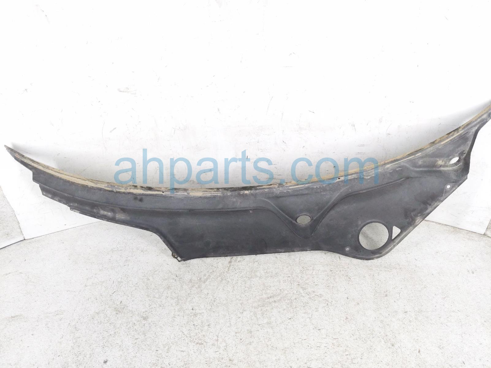 2011 Porsche Panamera Windshield Cowl Cover Panel 970 555 063 02 1E0 Replacement 2011 Porsche Panamera Windshield Cowl Cover Panel 970 555 063 02 1E0 Replacement thumbnail