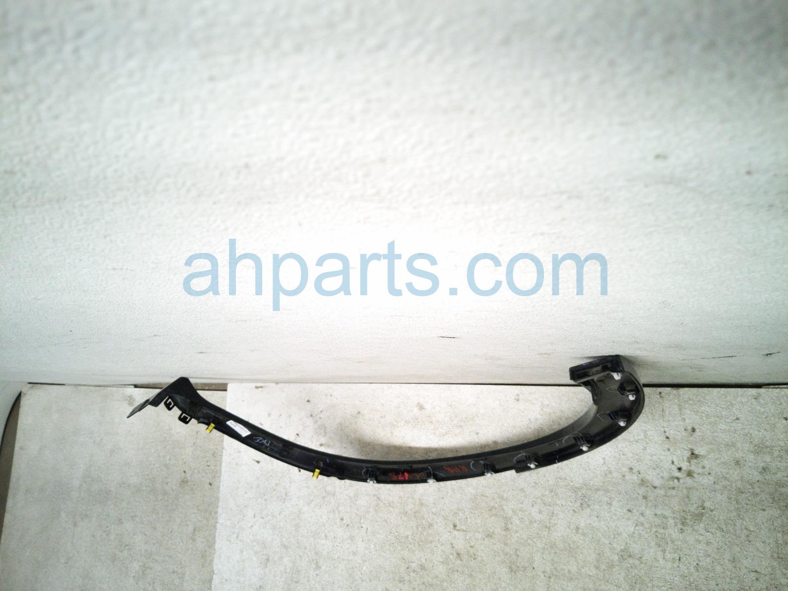 2025 Honda Pilot Rear Passenger Wheel Opening Molding White 08P21 T90 10007 Replacement 2025 Honda Pilot Rear Passenger Wheel Opening Molding White 08P21 T90 10007 Replacement thumbnail