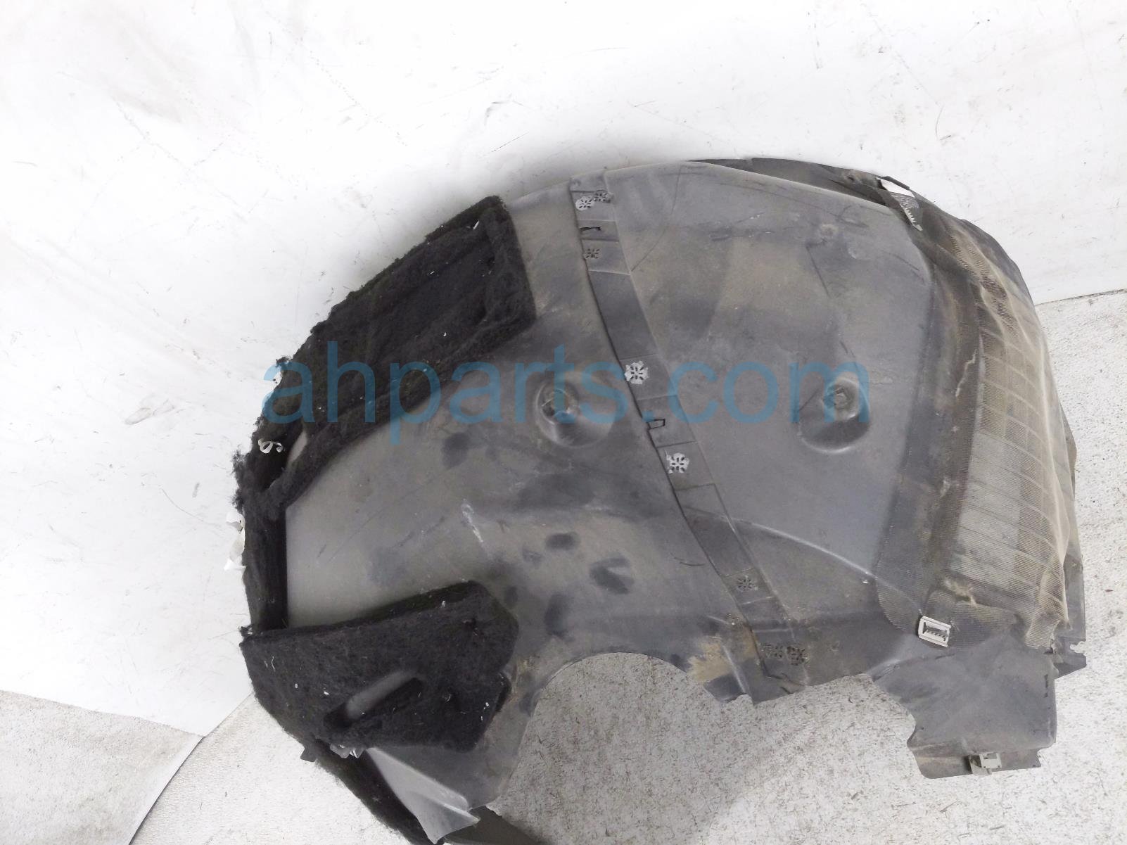 2024 Chevy Corvette Front Driver Inner Fender Liner 85007034 Replacement 2024 Chevy Corvette Front Driver Inner Fender Liner 85007034 Replacement thumbnail
