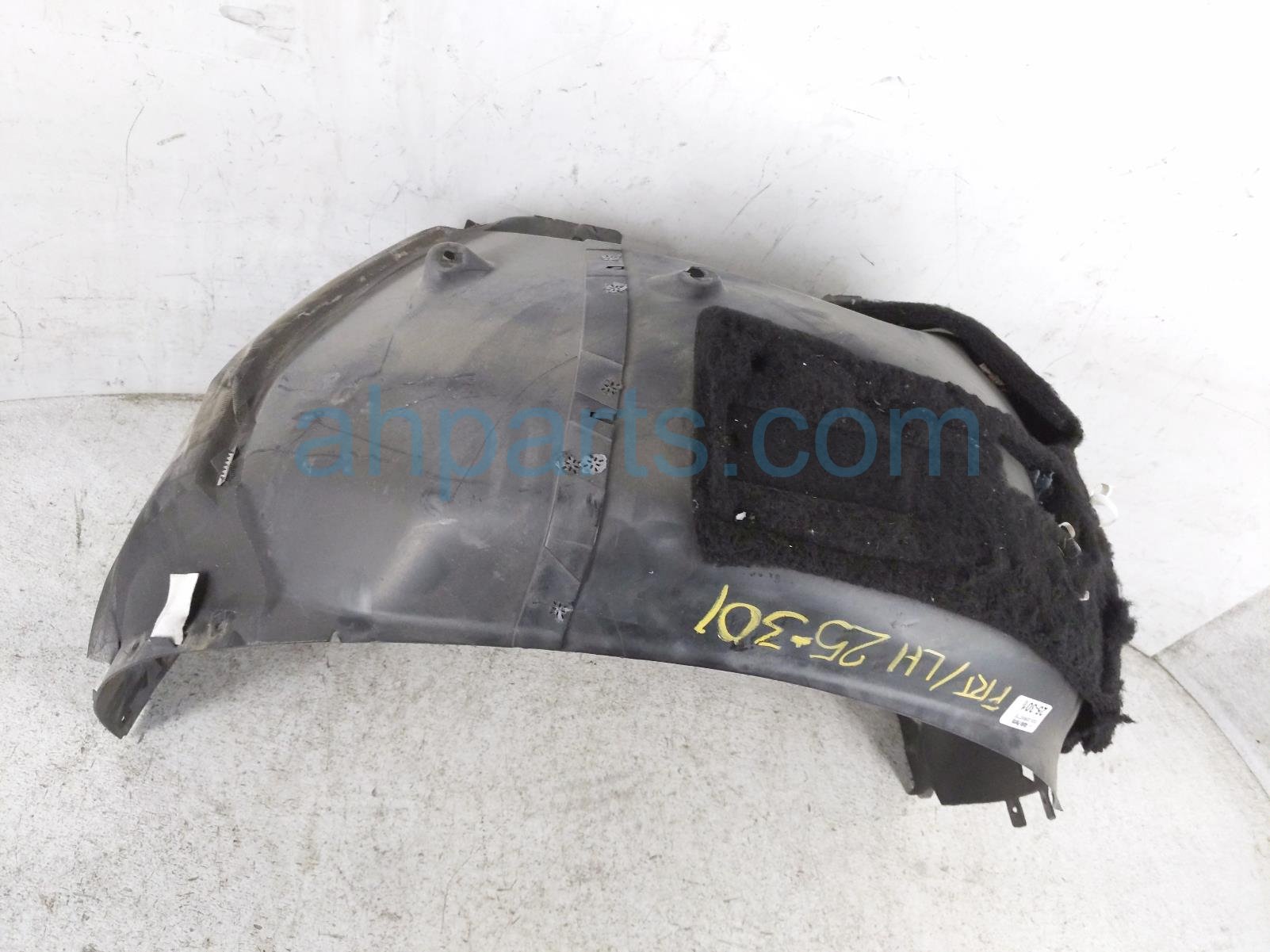 2024 Chevy Corvette Front Driver Inner Fender Liner 85007034 Replacement 2024 Chevy Corvette Front Driver Inner Fender Liner 85007034 Replacement thumbnail