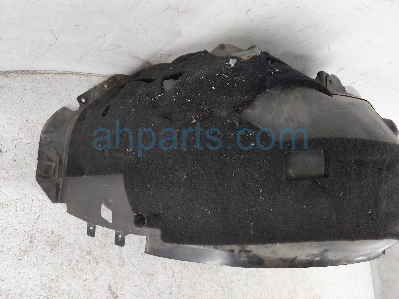 2024 Chevy Corvette Front Passenger Inner Fender Liner 85007041 Replacement 2024 Chevy Corvette Front Passenger Inner Fender Liner 85007041 Replacement thumbnail