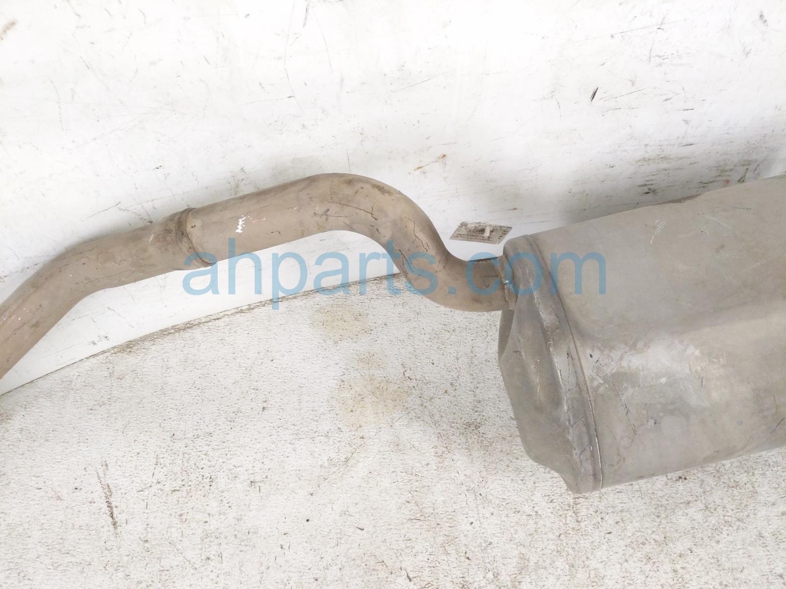 2022 Honda HR V Rear Exhaust Muffler W/pipe 1.8l Awd 18307 T7X A01 Replacement 2022 Honda HR V Rear Exhaust Muffler W/pipe 1.8l Awd 18307 T7X A01 Replacement thumbnail
