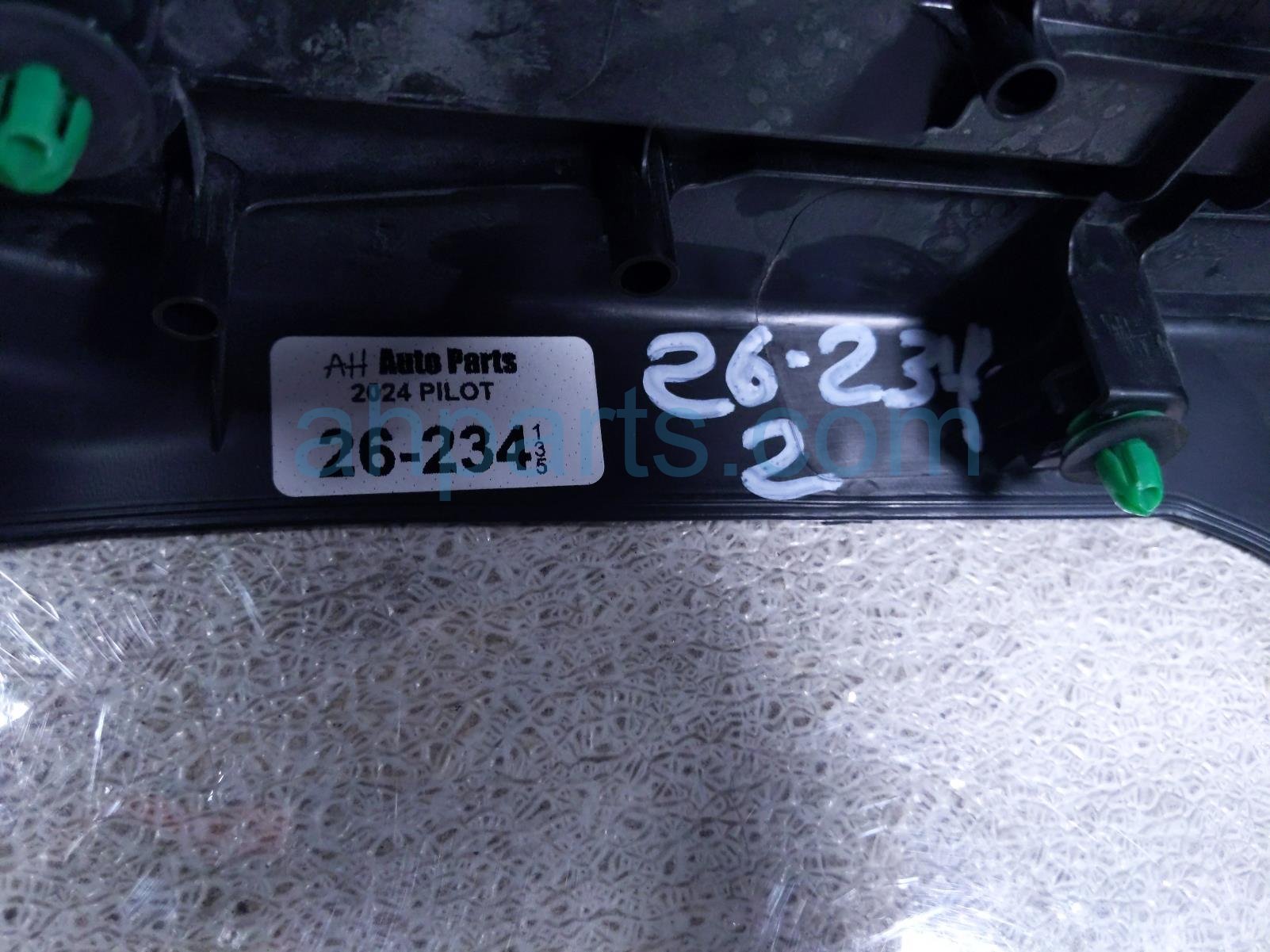 2024 Honda Pilot Center Console Trim Garnish blk 83310 T90 A21 Replacement 2024 Honda Pilot Center Console Trim Garnish blk 83310 T90 A21 Replacement thumbnail