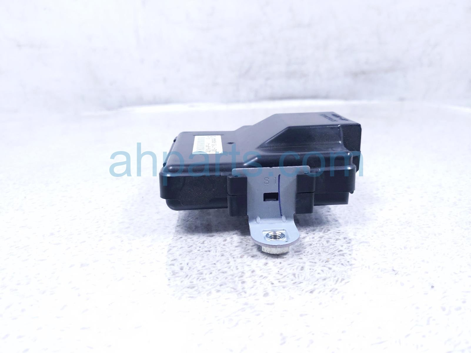 2024 Honda Pilot Awd Drivetrain Control Module Unit 48310 6FF A11 Replacement 2024 Honda Pilot Awd Drivetrain Control Module Unit 48310 6FF A11 Replacement thumbnail