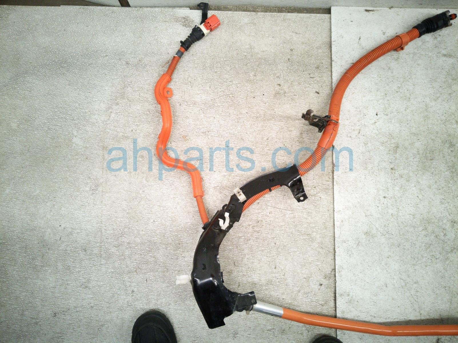 2024 Honda Accord Hybrid High Voltage Battery Cable 1F110 6NH A02 Replacement 2024 Honda Accord Hybrid High Voltage Battery Cable 1F110 6NH A02 Replacement thumbnail