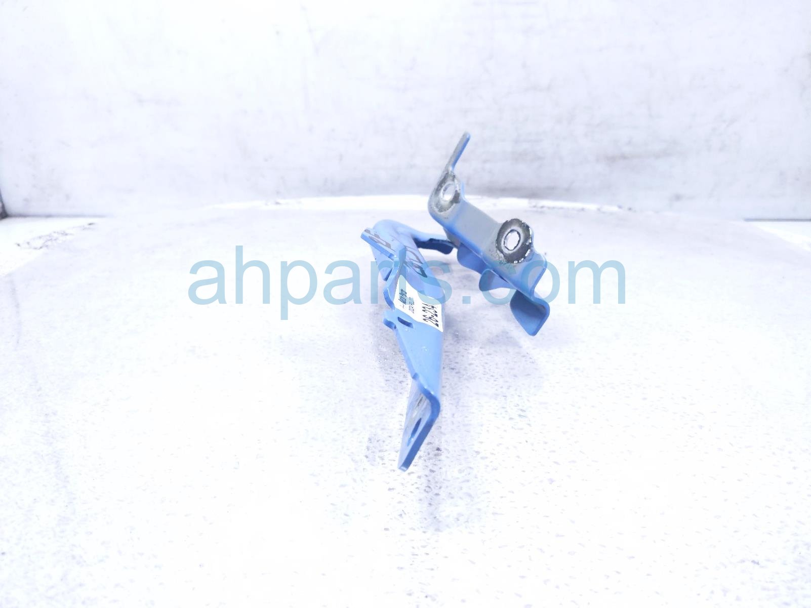 2024 Honda Pilot Passenger Hood Hinge Blue 60120 3BM A00ZZ Replacement 2024 Honda Pilot Passenger Hood Hinge Blue 60120 3BM A00ZZ Replacement thumbnail