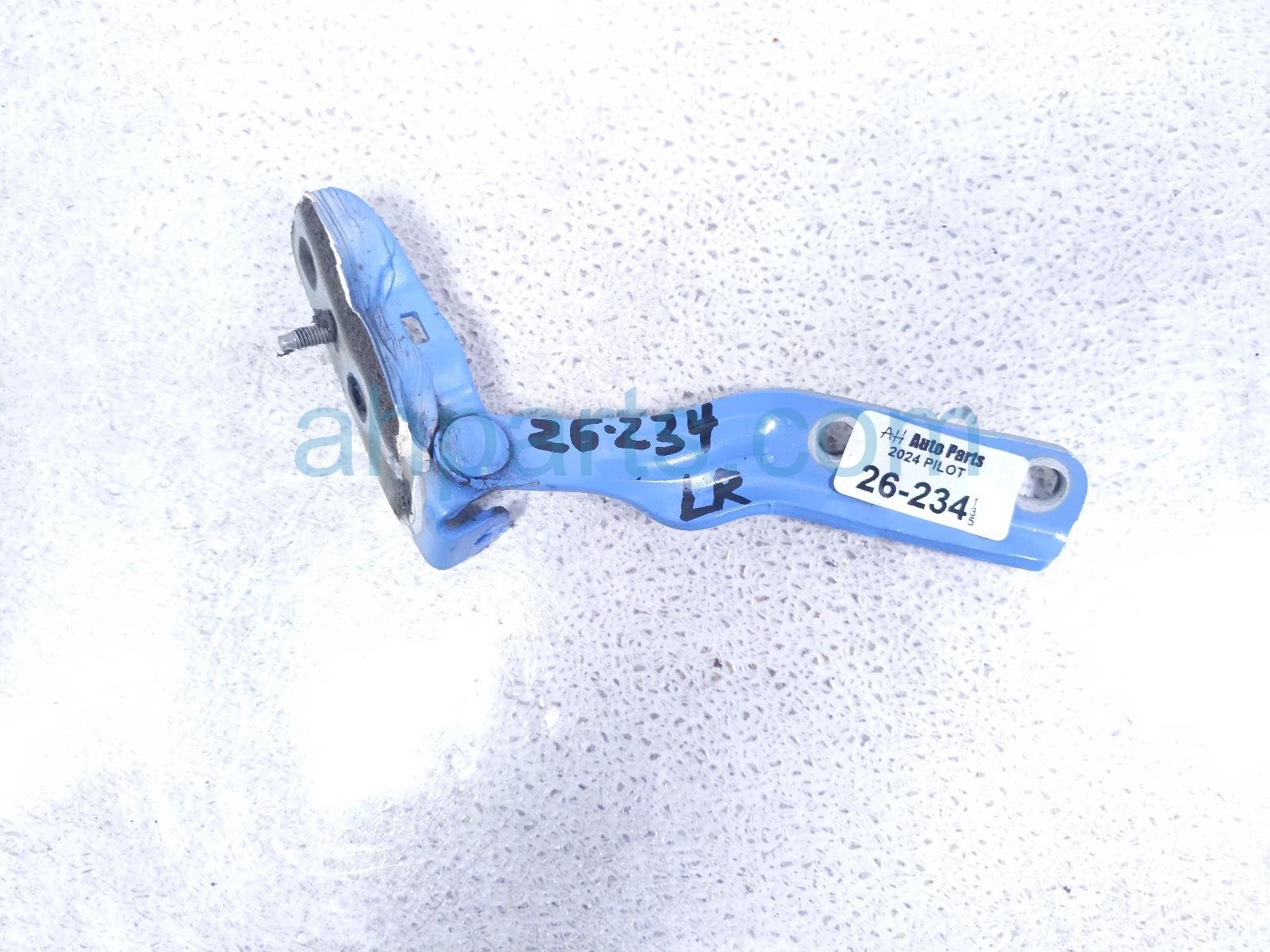 Honda LH TAILGATE HINGE - BLUE Honda LH TAILGATE HINGE - BLUE