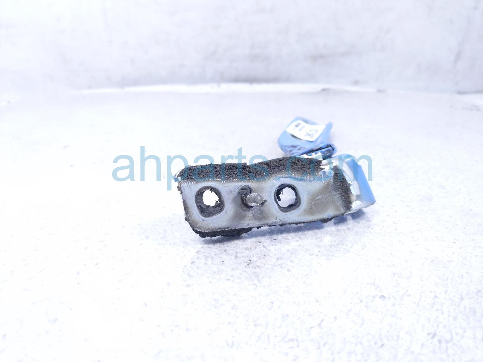 2024 Honda Pilot Driver Tailgate Hinge Blue 68260 T90 A00ZZ Replacement 2024 Honda Pilot Driver Tailgate Hinge Blue 68260 T90 A00ZZ Replacement thumbnail