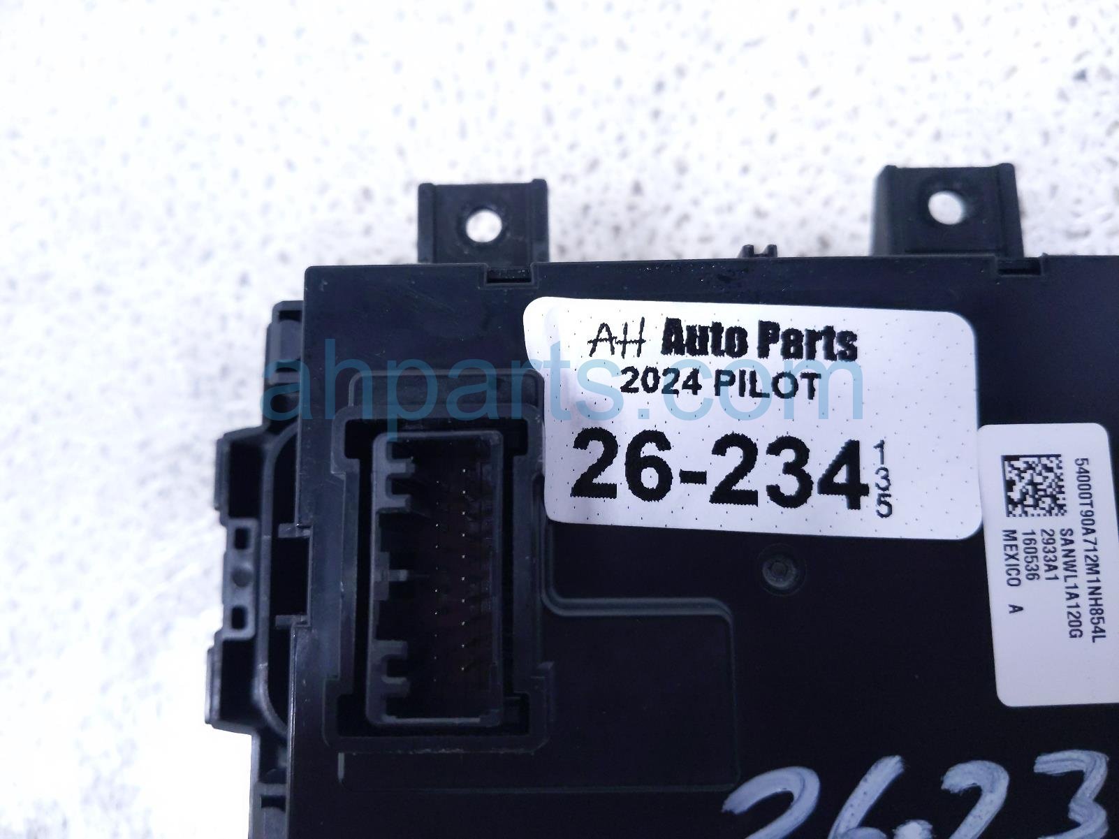 2024 Honda Pilot A/t Push Btn Shifter Trailsport 54000 T90 A71ZA Replacement 2024 Honda Pilot A/t Push Btn Shifter Trailsport 54000 T90 A71ZA Replacement thumbnail