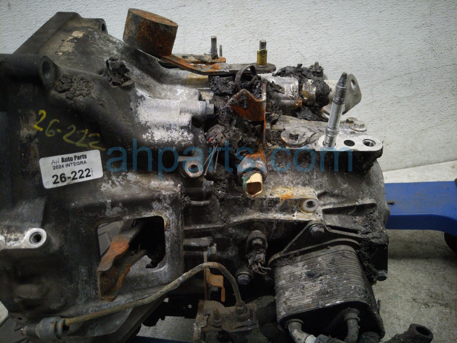 2024 Acura Integra Manual Transmission = 0 Mi 20011 65W R80 Replacement 2024 Acura Integra Manual Transmission = 0 Mi 20011 65W R80 Replacement thumbnail