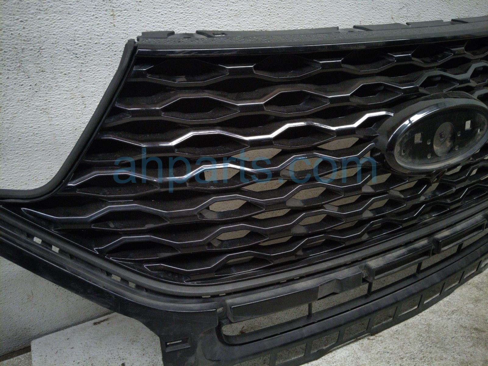 2020 Ford Explorer Front Grille LB5Z 8200 GC Replacement 2020 Ford Explorer Front Grille LB5Z 8200 GC Replacement thumbnail