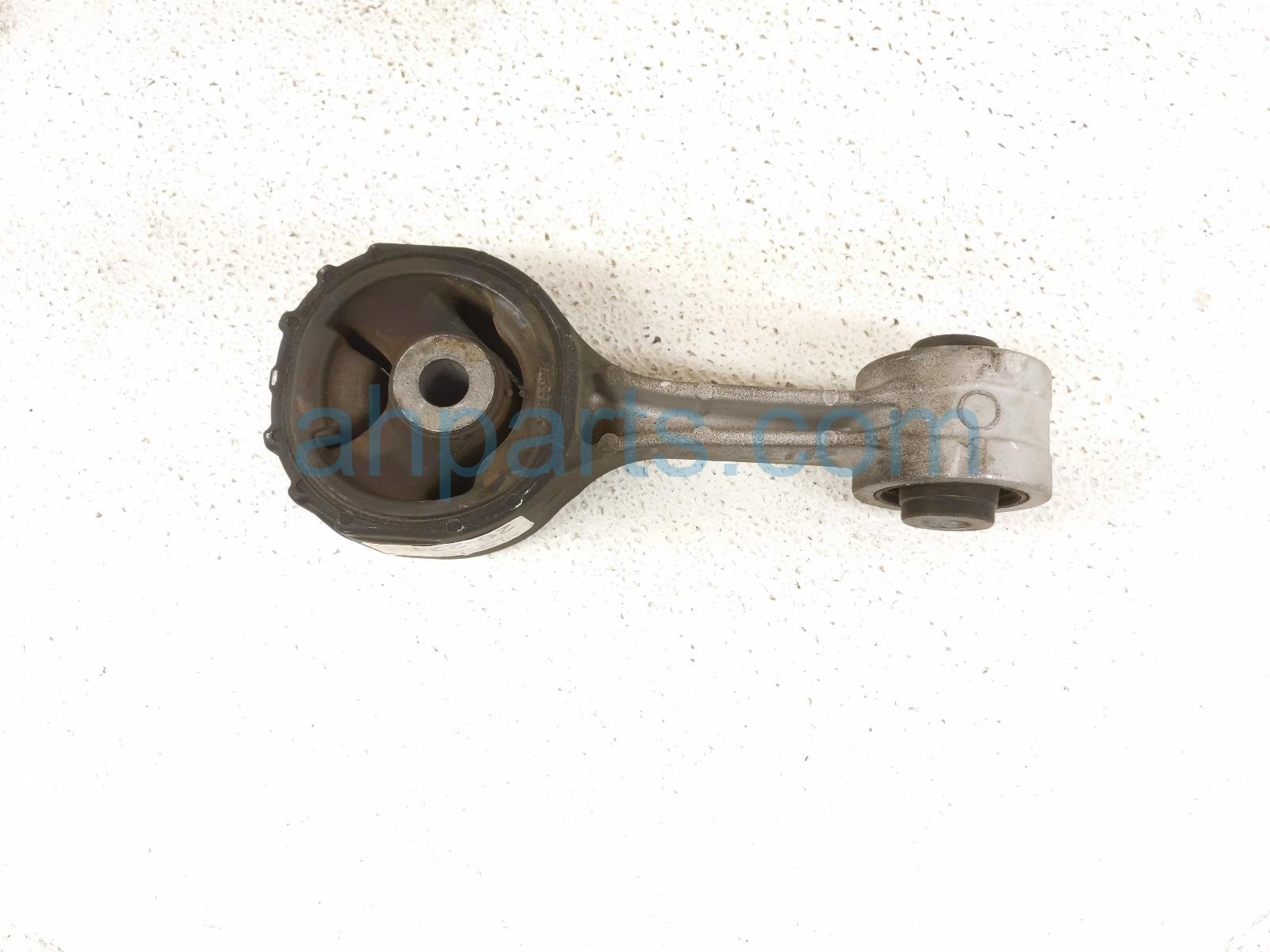 REAR ENGINE TORQUE STRUT MOUNT-1.5L