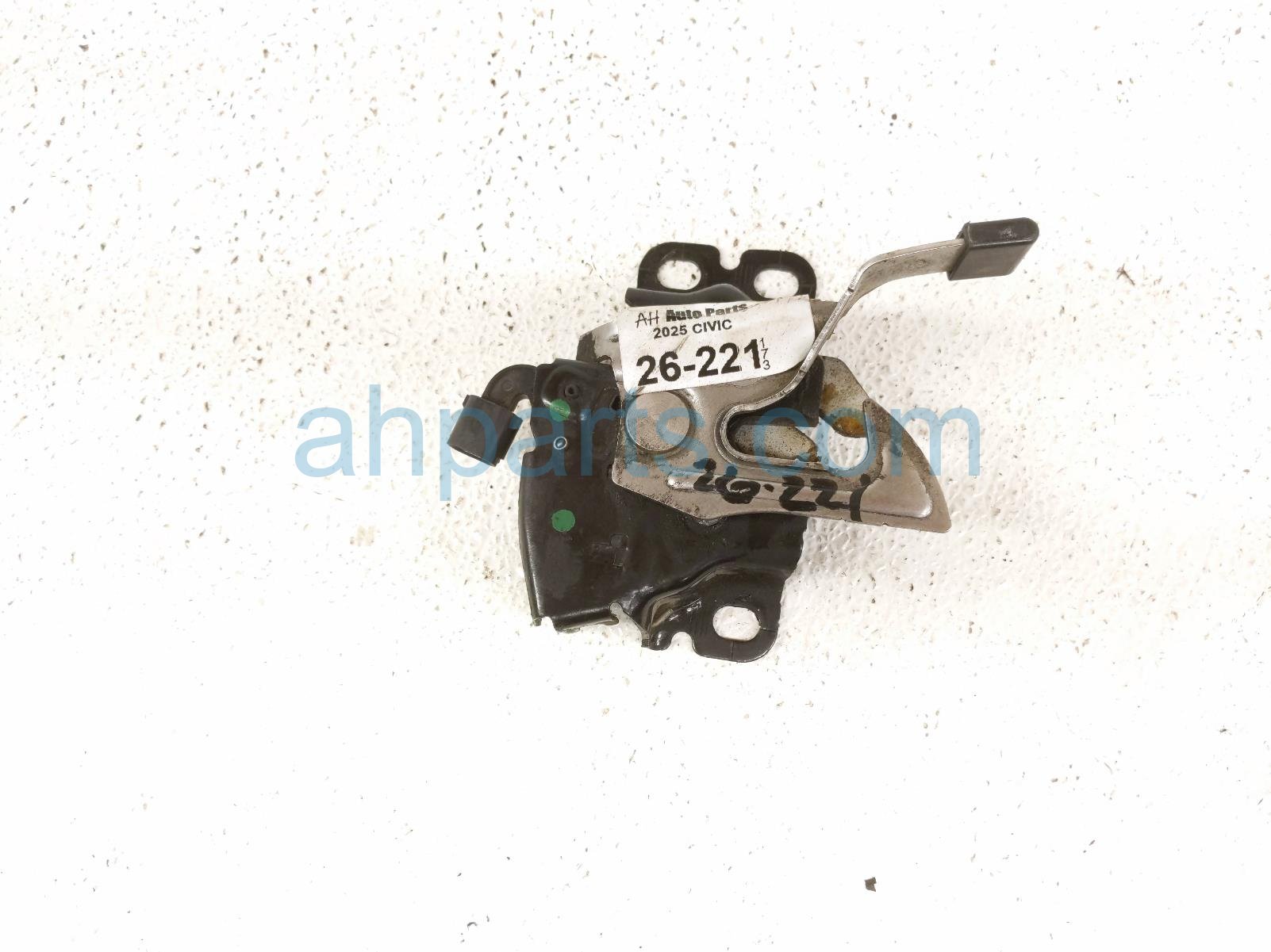 HOOD LOCK / LATCH ASSY