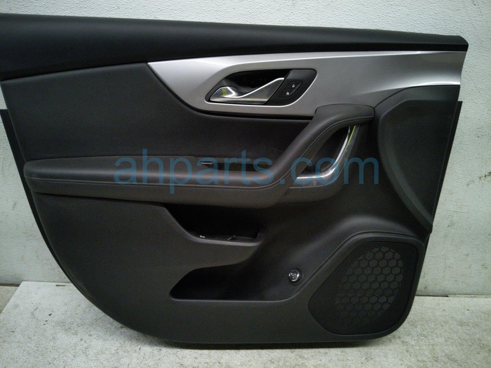 Front driver INTERIOR DOOR PANEL - BLACK