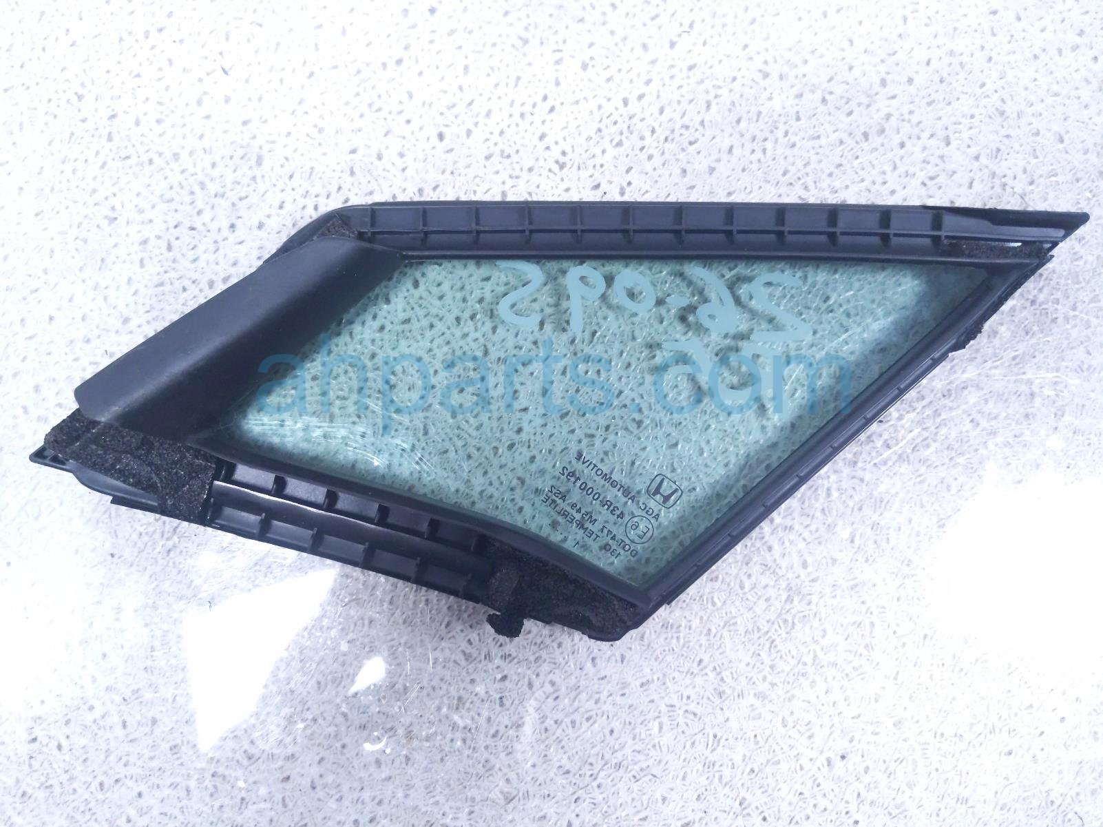 2023 Honda Ridgeline Door Windows / Front Passenger Vent Glass Window 73330 TG7 A01 Replacement 2023 Honda Ridgeline Door Windows / Front Passenger Vent Glass Window 73330 TG7 A01 Replacement thumbnail