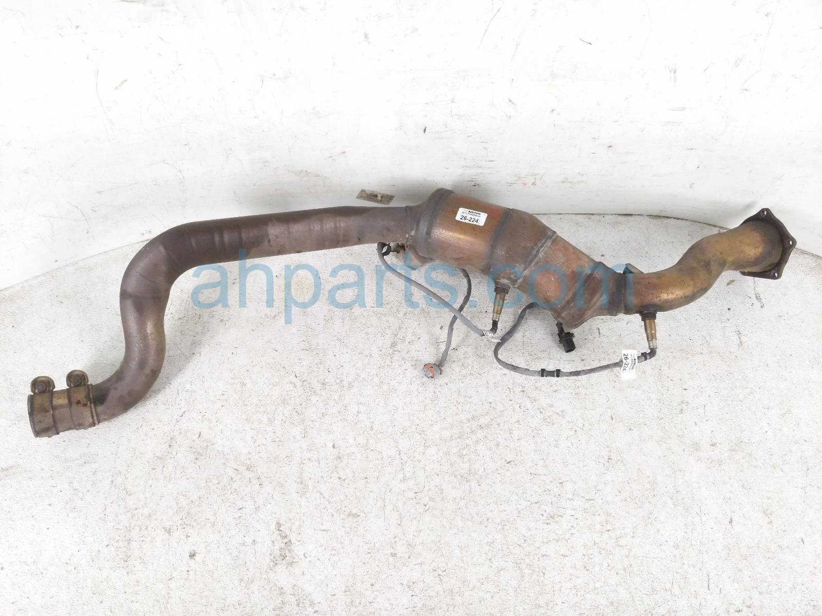 2011 Porsche Panamera Driver Catalytic Converter 4.8l Awd 970 113 349 HX Replacement 2011 Porsche Panamera Driver Catalytic Converter 4.8l Awd 970 113 349 HX Replacement thumbnail