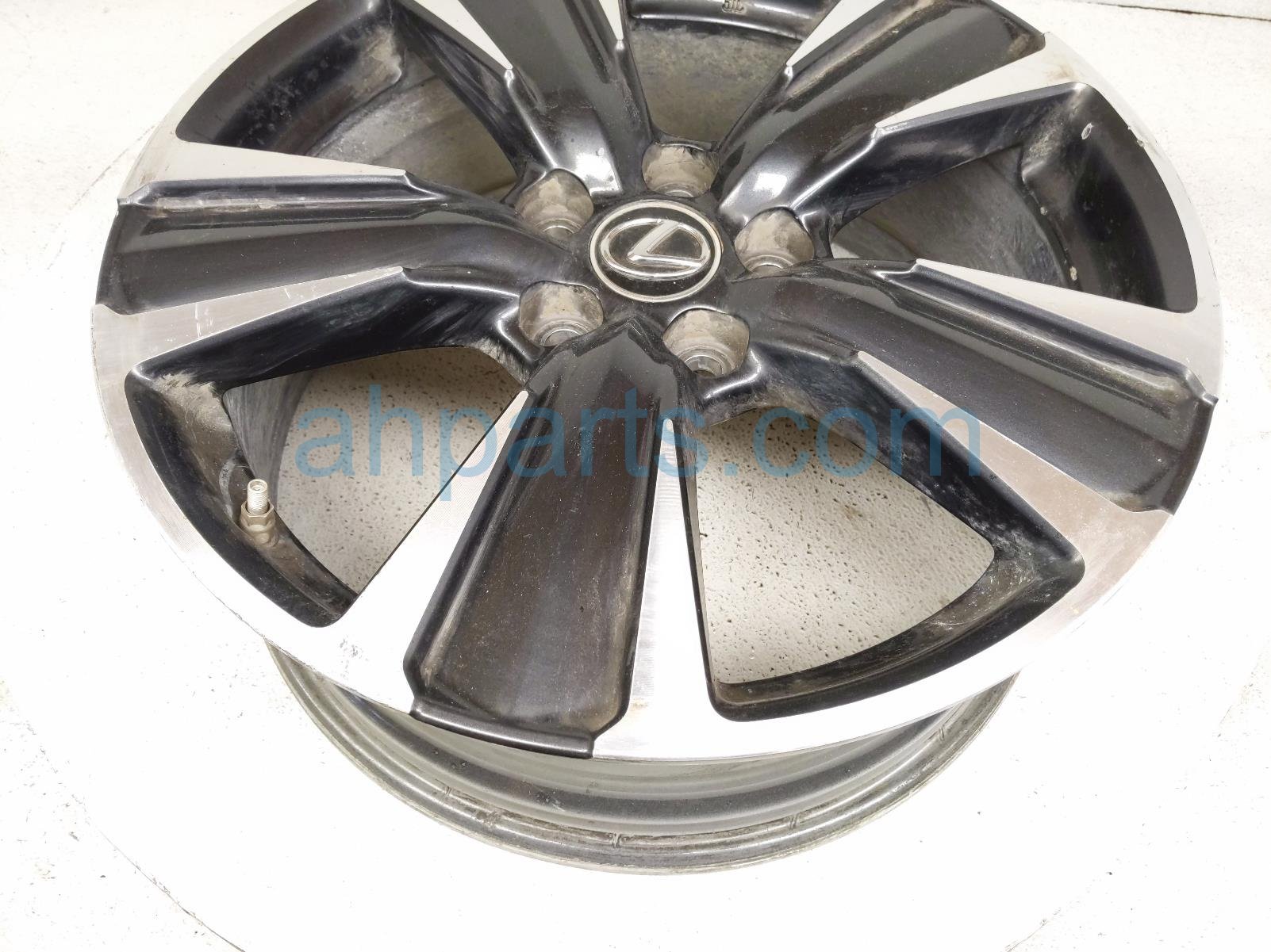 2022 Lexus Ux250h Rear Passenger Wheel / Rim 42611 76310 Replacement 2022 Lexus Ux250h Rear Passenger Wheel / Rim 42611 76310 Replacement thumbnail