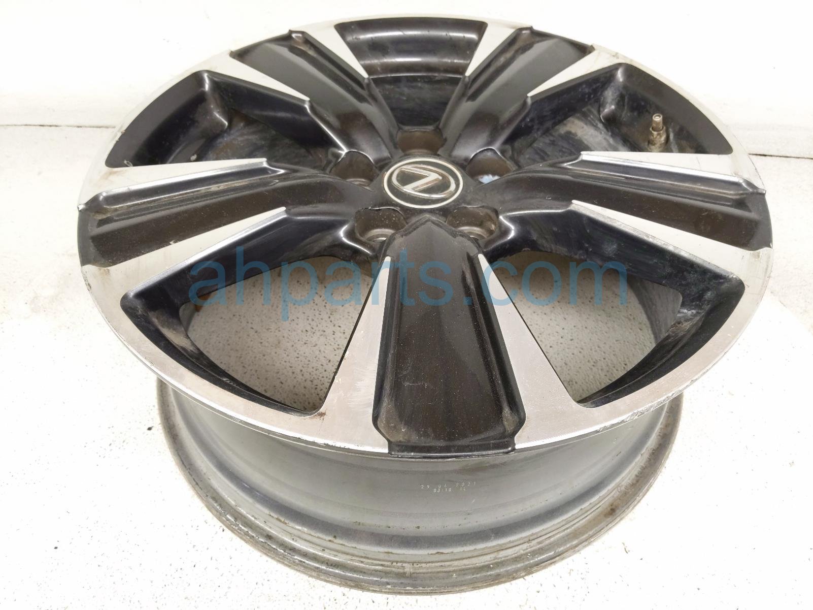 2022 Lexus Ux250h Rear Passenger Wheel / Rim 42611 76310 Replacement 2022 Lexus Ux250h Rear Passenger Wheel / Rim 42611 76310 Replacement thumbnail