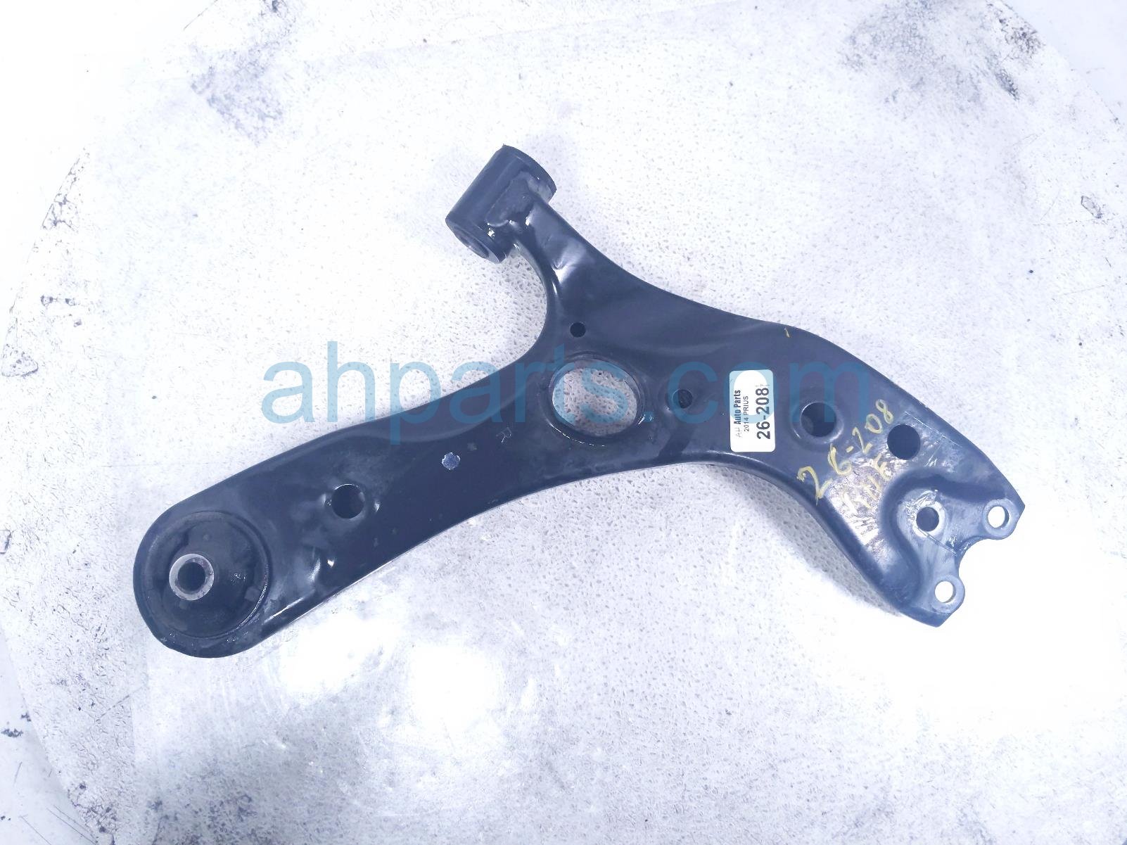 2014 Toyota Prius Front Passenger Lower Control Arm 48068 47050 Replacement 2014 Toyota Prius Front Passenger Lower Control Arm 48068 47050 Replacement thumbnail