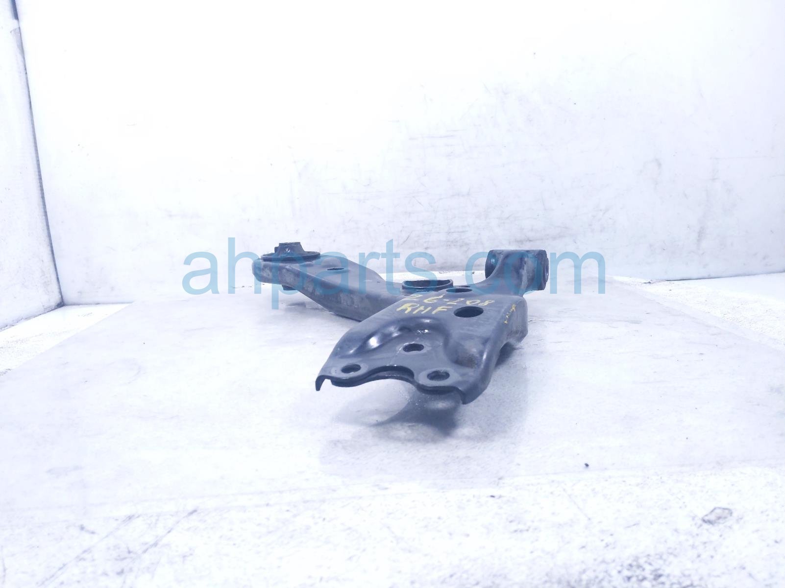2014 Toyota Prius Front Passenger Lower Control Arm 48068 47050 Replacement 2014 Toyota Prius Front Passenger Lower Control Arm 48068 47050 Replacement thumbnail