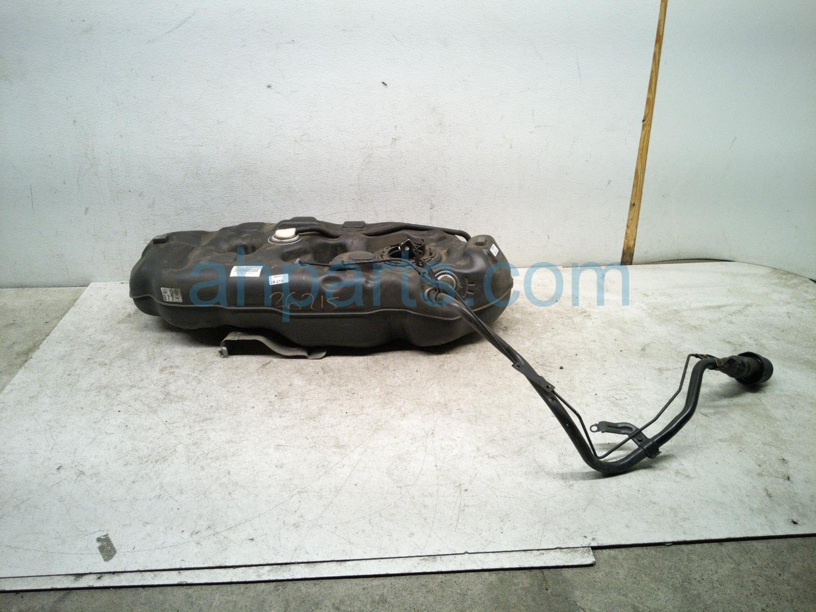 Nissan GAS / FUEL TANK - SV - 2.5L FWD