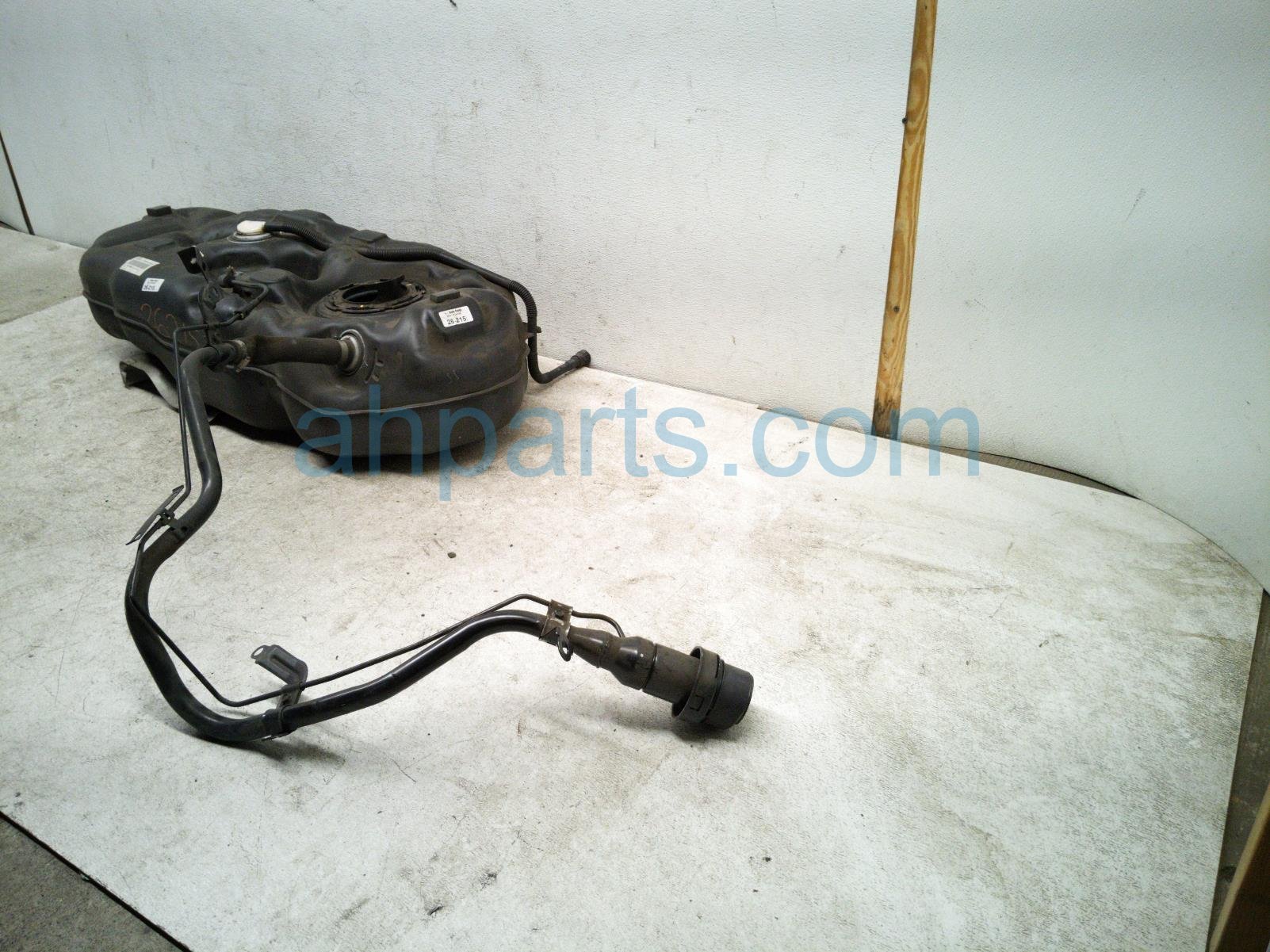 2021 Nissan Rogue Gas / Fuel Tank Sv 2.5l Fwd 17202 6RR0A Replacement 2021 Nissan Rogue Gas / Fuel Tank Sv 2.5l Fwd 17202 6RR0A Replacement thumbnail