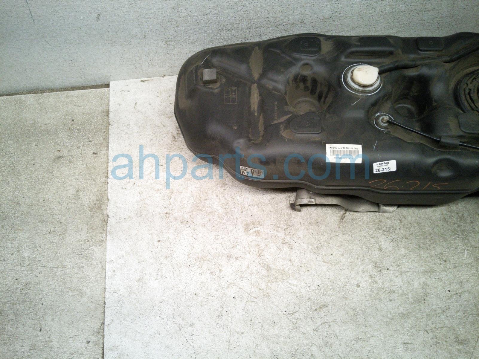 2021 Nissan Rogue Gas / Fuel Tank Sv 2.5l Fwd 17202 6RR0A Replacement 2021 Nissan Rogue Gas / Fuel Tank Sv 2.5l Fwd 17202 6RR0A Replacement thumbnail