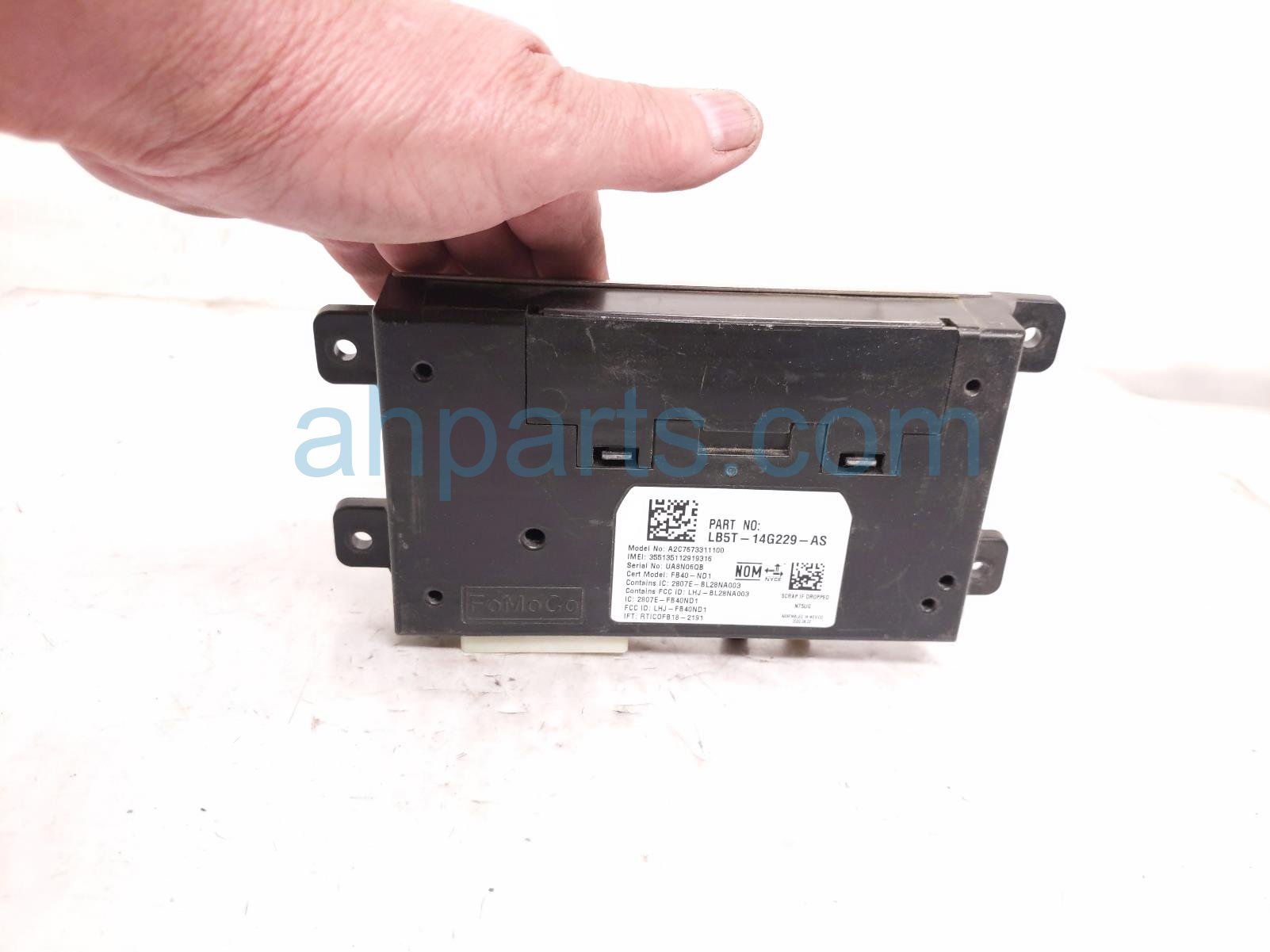 2020 Ford Explorer Telematics Transceiver Control Unit LB5T 14G229 AS Replacement 2020 Ford Explorer Telematics Transceiver Control Unit LB5T 14G229 AS Replacement thumbnail