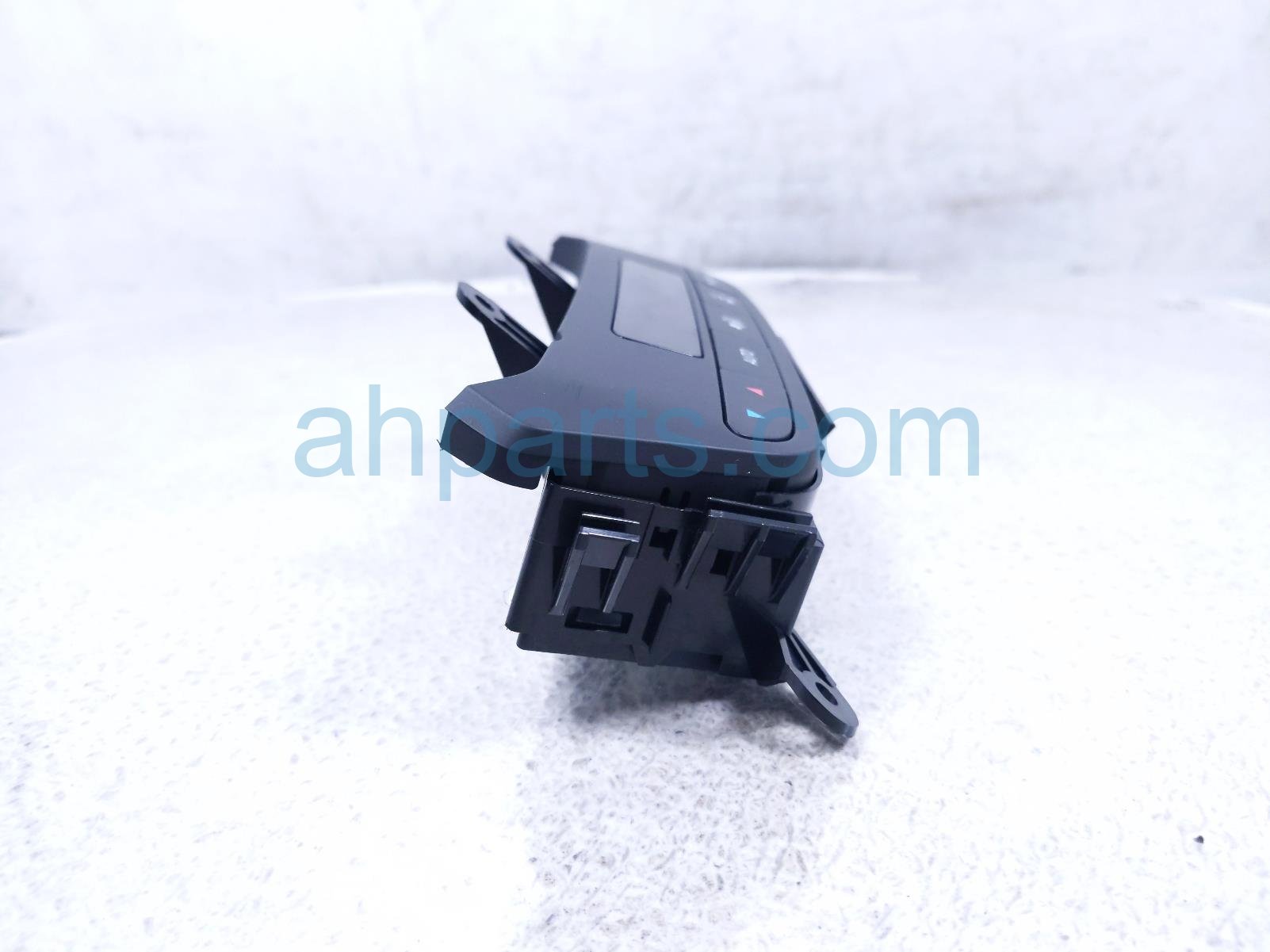 2024 Honda Pilot Temperature Climate Heater/ac Control(rear) 79650 T90 A41ZA Replacement 2024 Honda Pilot Temperature Climate Heater/ac Control(rear) 79650 T90 A41ZA Replacement thumbnail