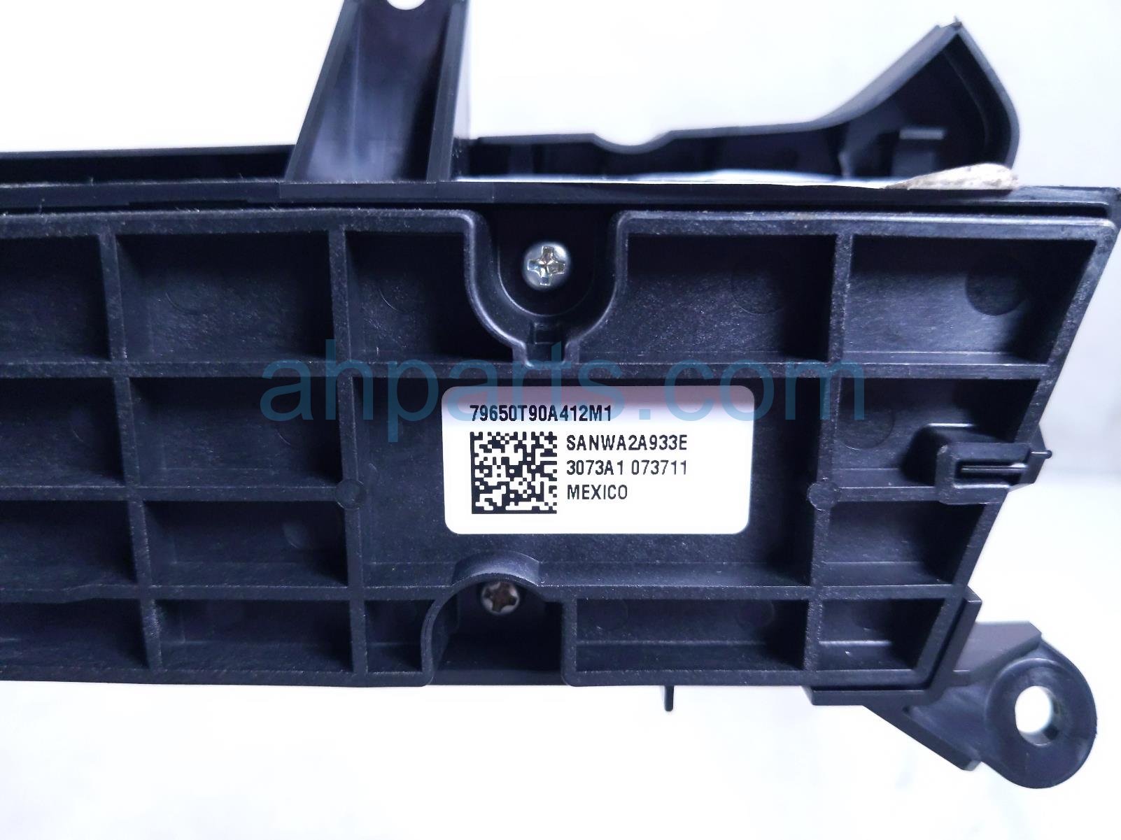 2024 Honda Pilot Temperature Climate Heater/ac Control(rear) 79650 T90 A41ZA Replacement 2024 Honda Pilot Temperature Climate Heater/ac Control(rear) 79650 T90 A41ZA Replacement thumbnail