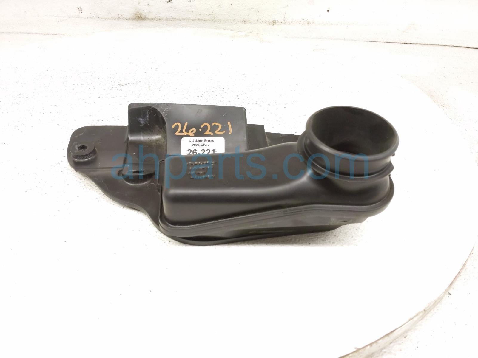 2025 Honda Civic Air Intake Duct W/resonator 1.5t 17250 64A A00 Replacement 2025 Honda Civic Air Intake Duct W/resonator 1.5t 17250 64A A00 Replacement thumbnail